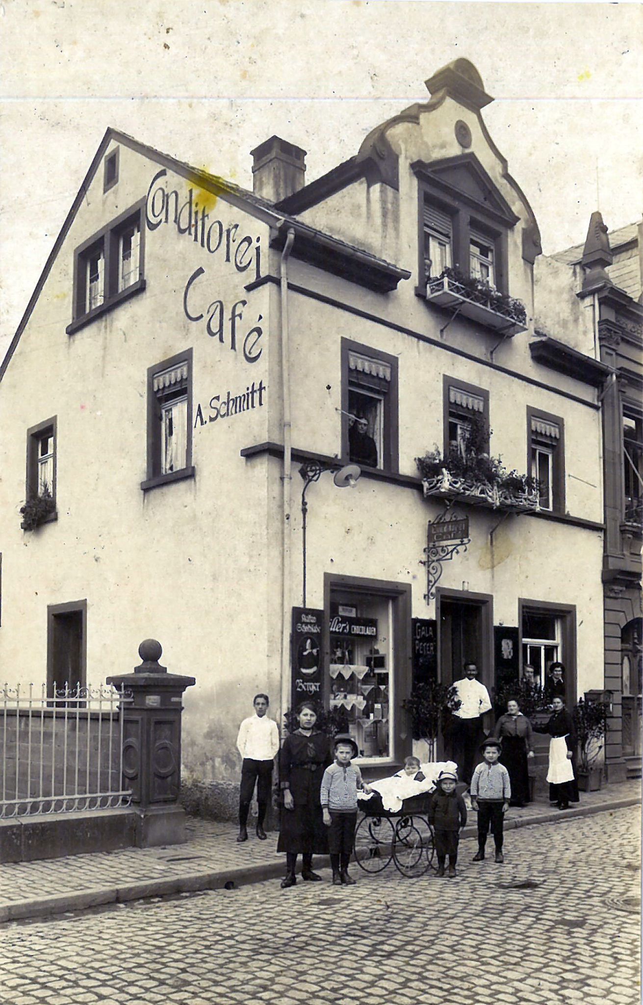 Foto des Cafés mit Familie