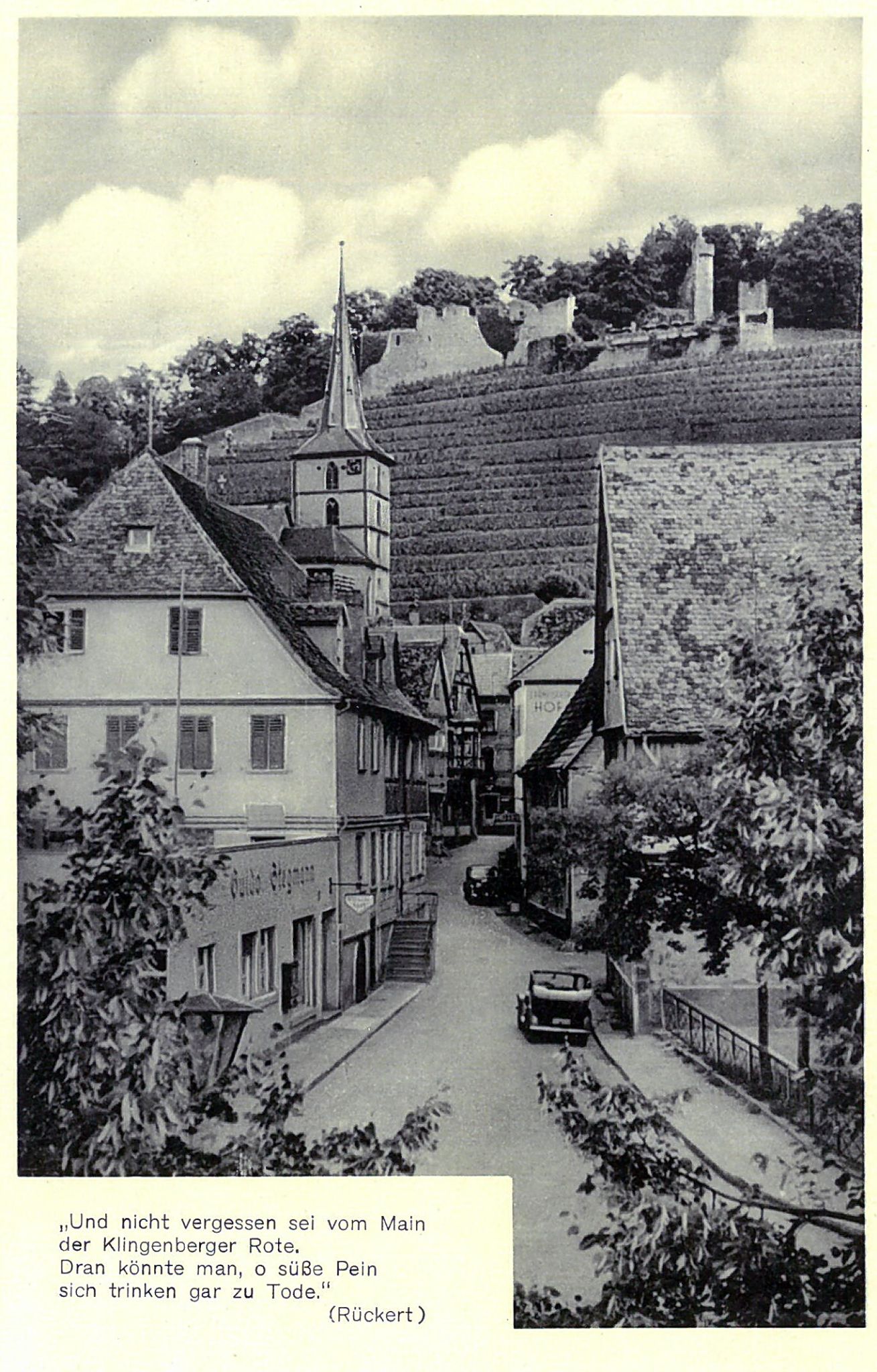 Die Lindenstraße mit dem Café Stegmann links im Bild