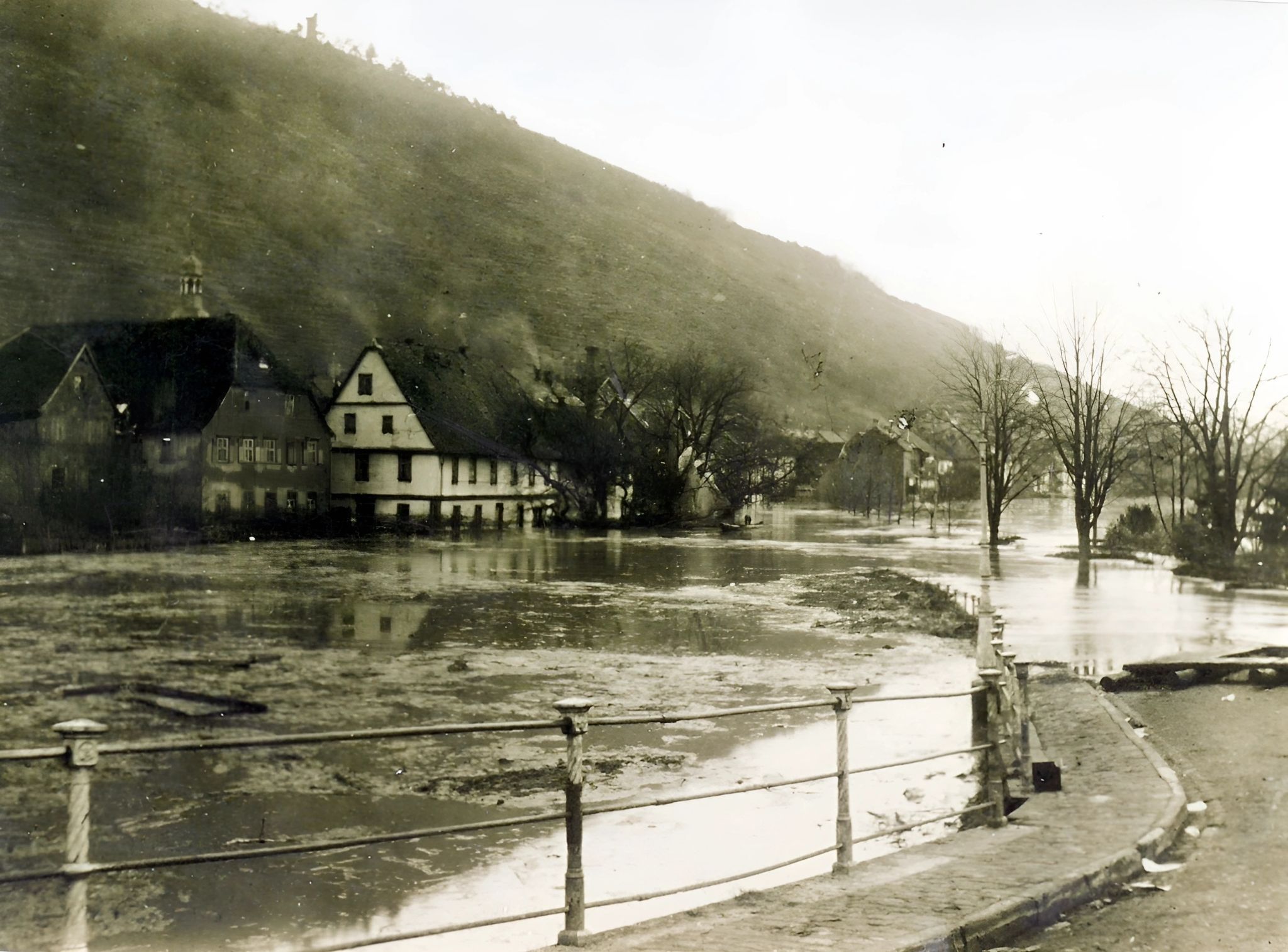 Hochwasser 1920 in der Brückenstraße