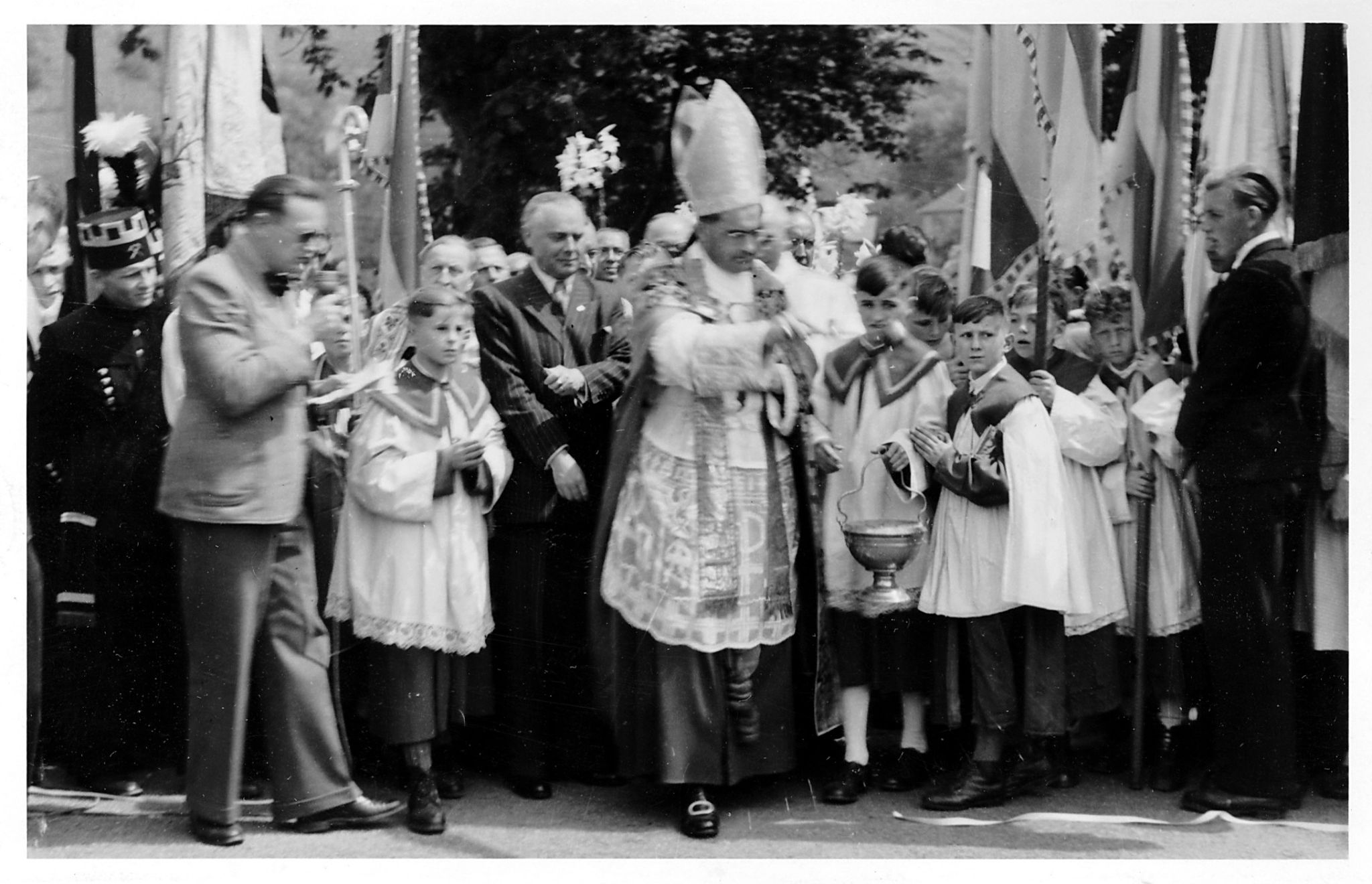 Segnung der neuen Brücke