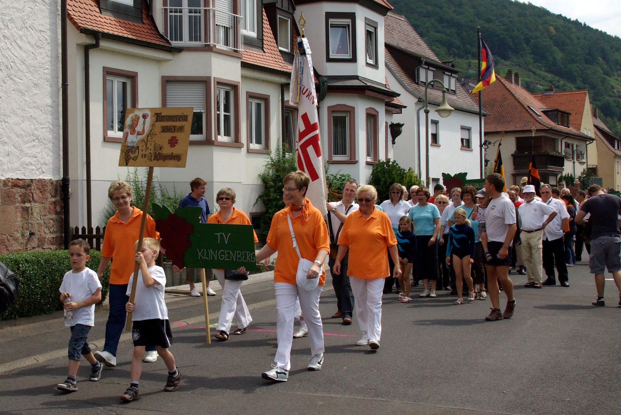 Jubiläumsfestzug 100 Jahre Weinbauverein
