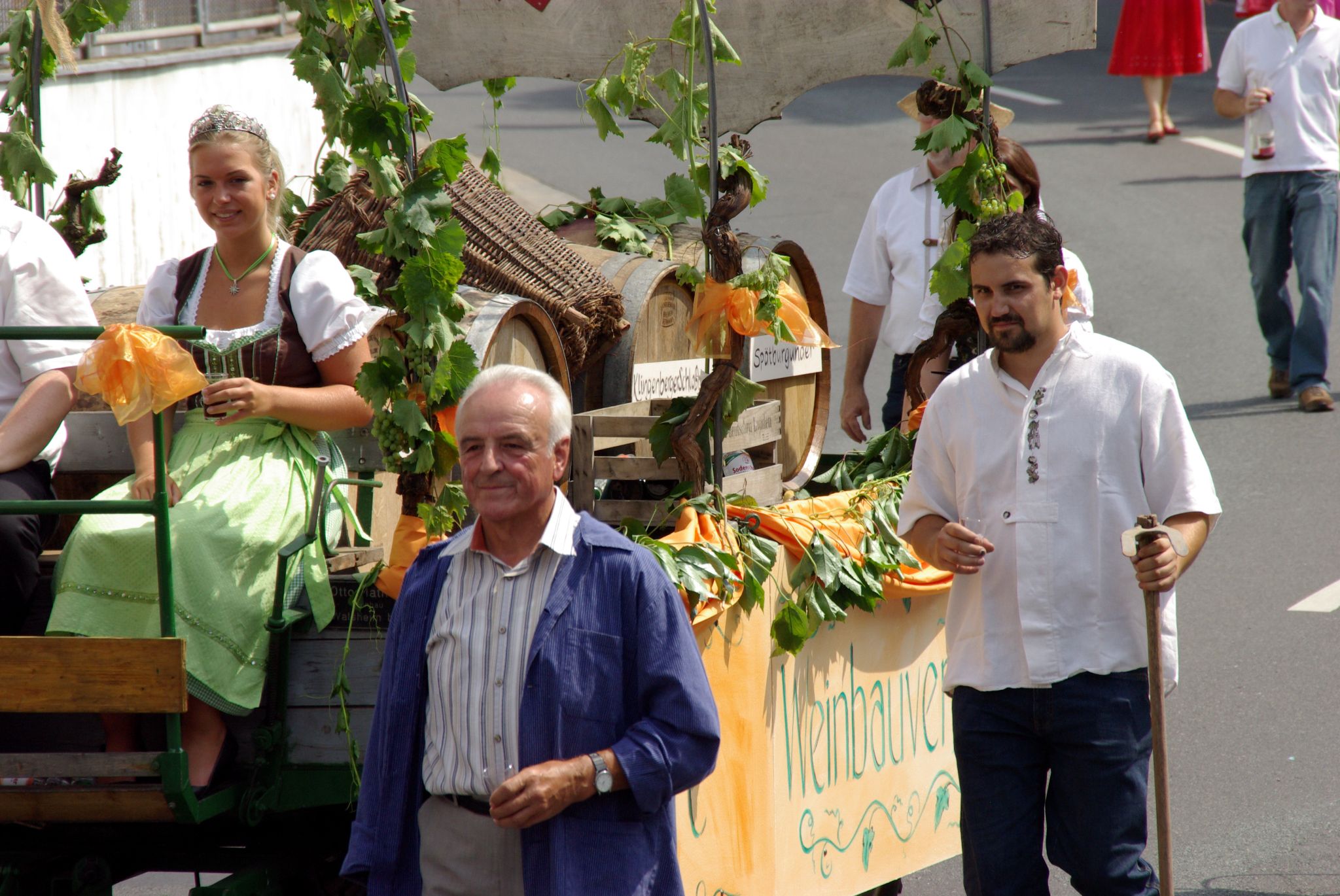 Jubiläumsfestzug 100 Jahre Weinbauverein