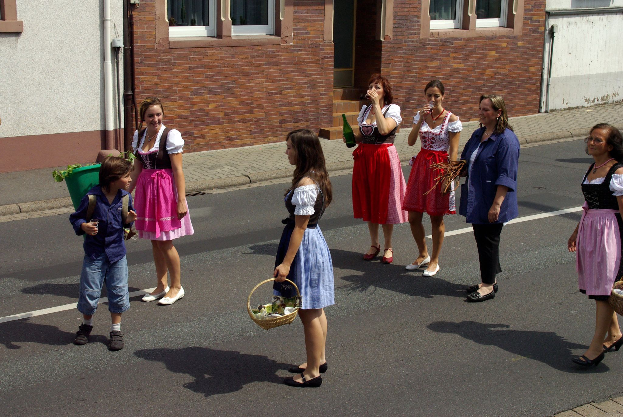 Jubiläumsfestzug 100 Jahre Weinbauverein