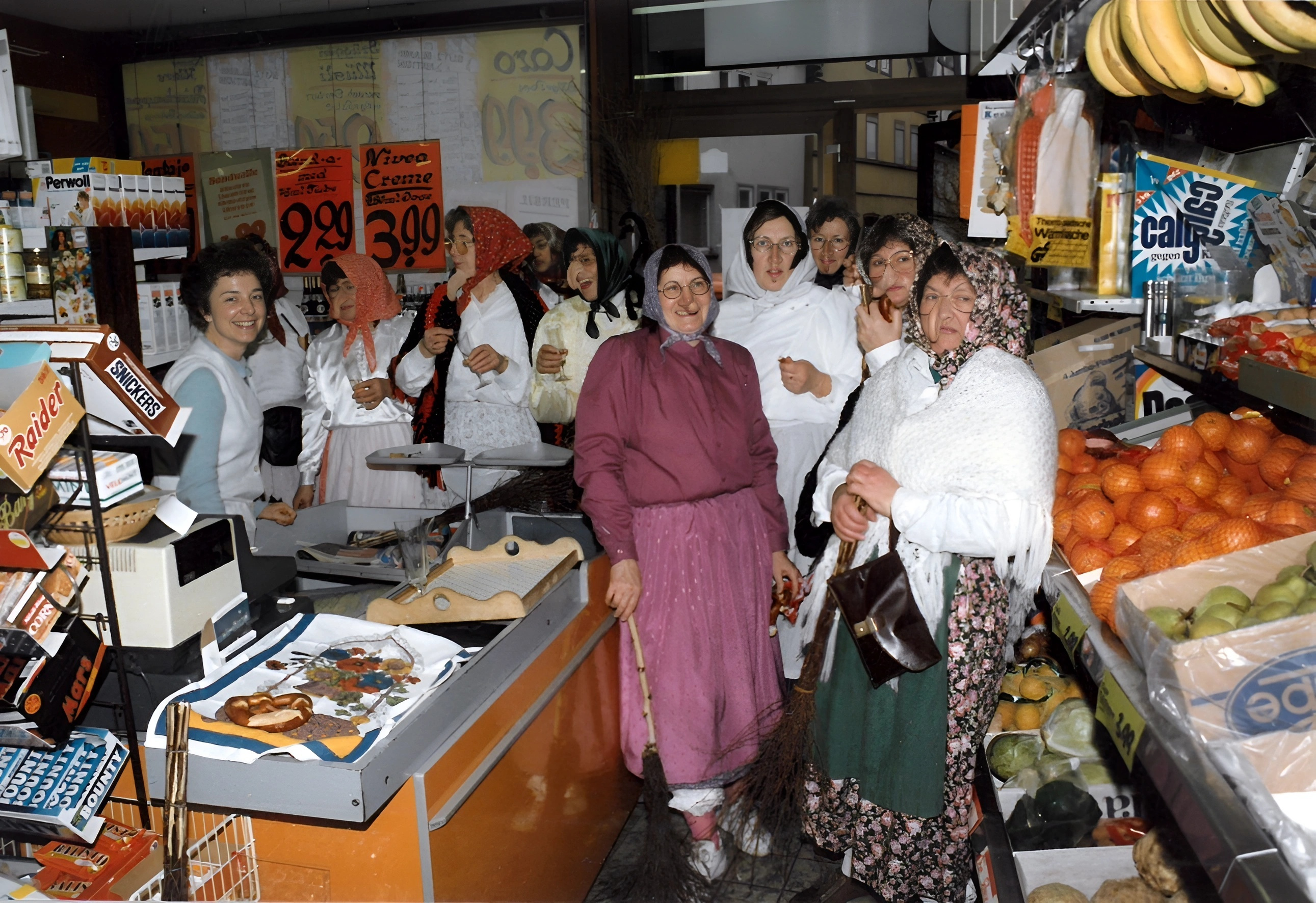 Die Mittwochsturnerinnen am Rosenmontag 1986