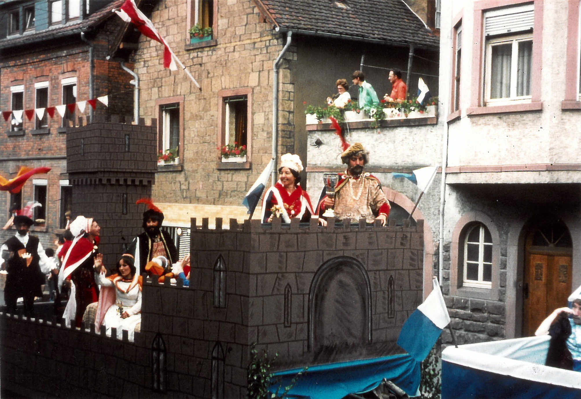 Beim Festzug "700 Jahre Stadt Klingenberg" im Jahr 1976