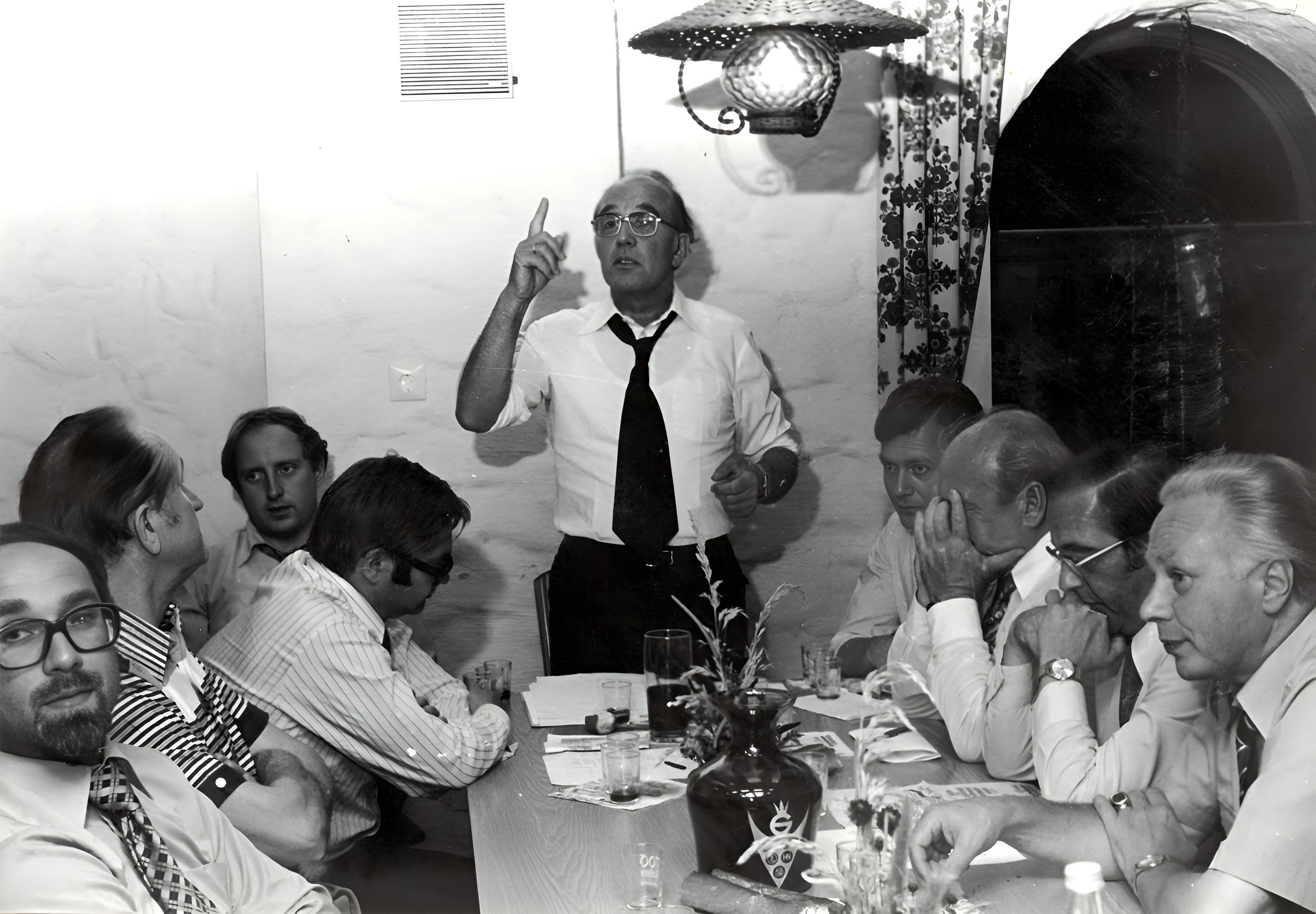 Bürgermeister Walter Riermaier schwingt eine Rede