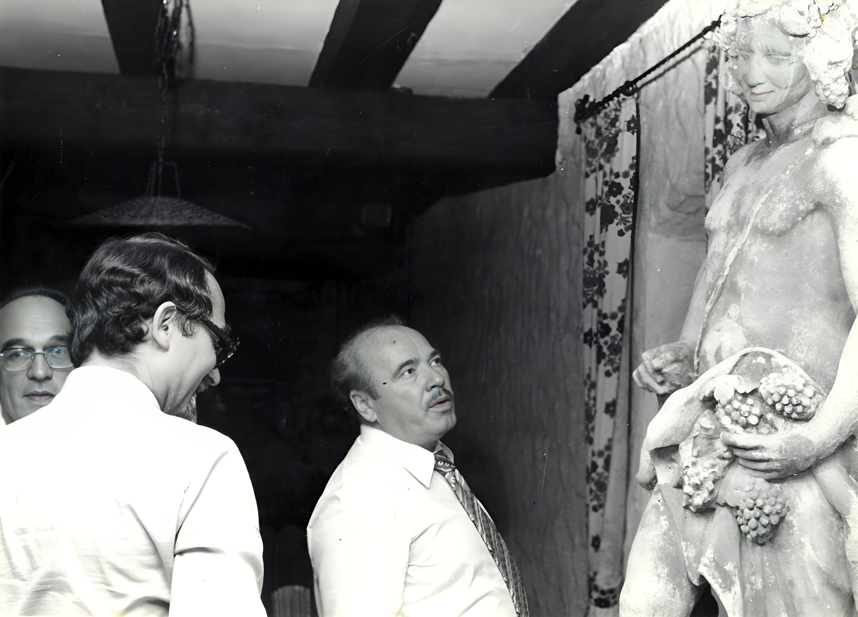 In der Weinprobierstube im "Haus des Gastes" in den 1970er Jahren