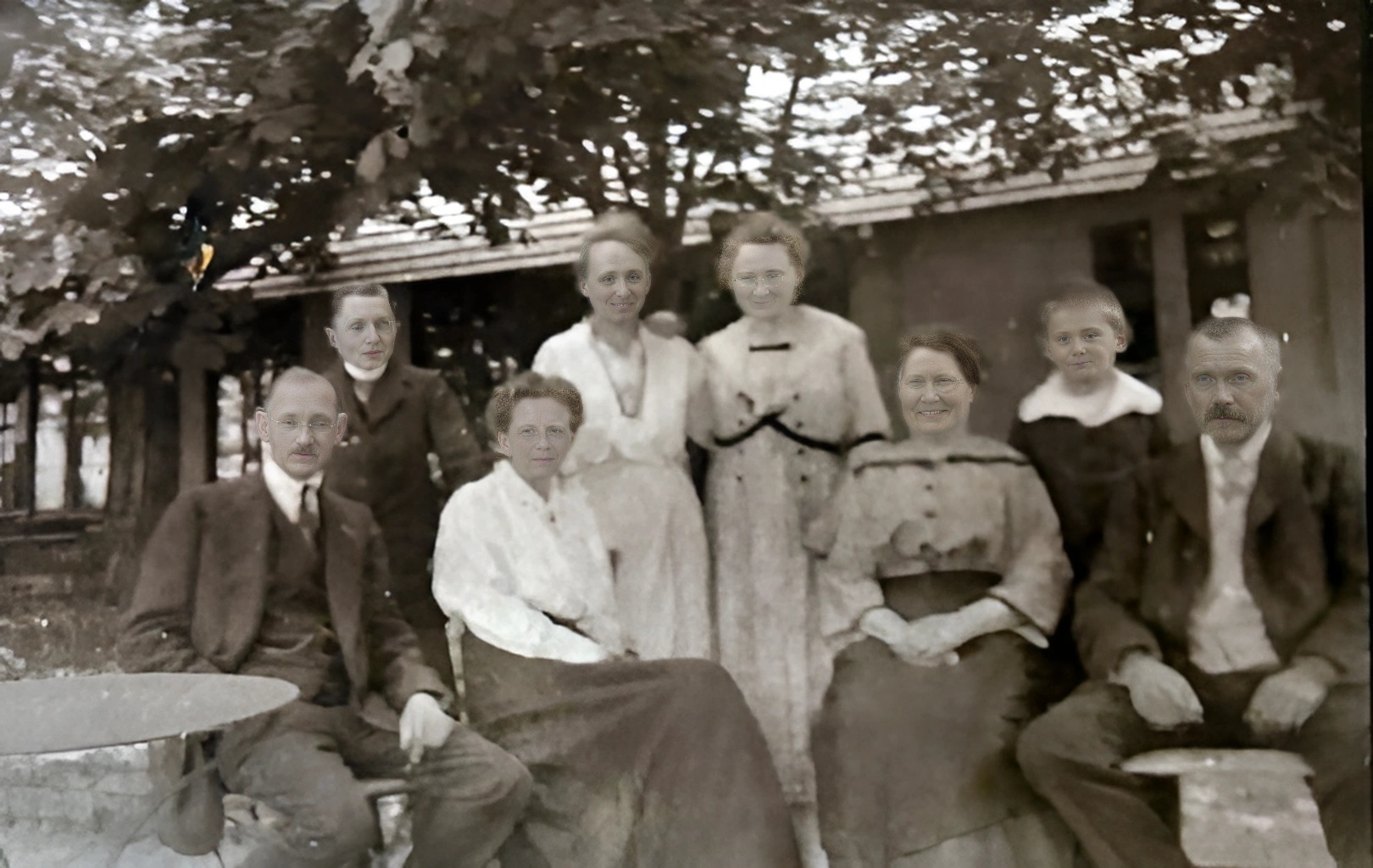 Im Biergarten der Familie Schmitt in Klingenberg