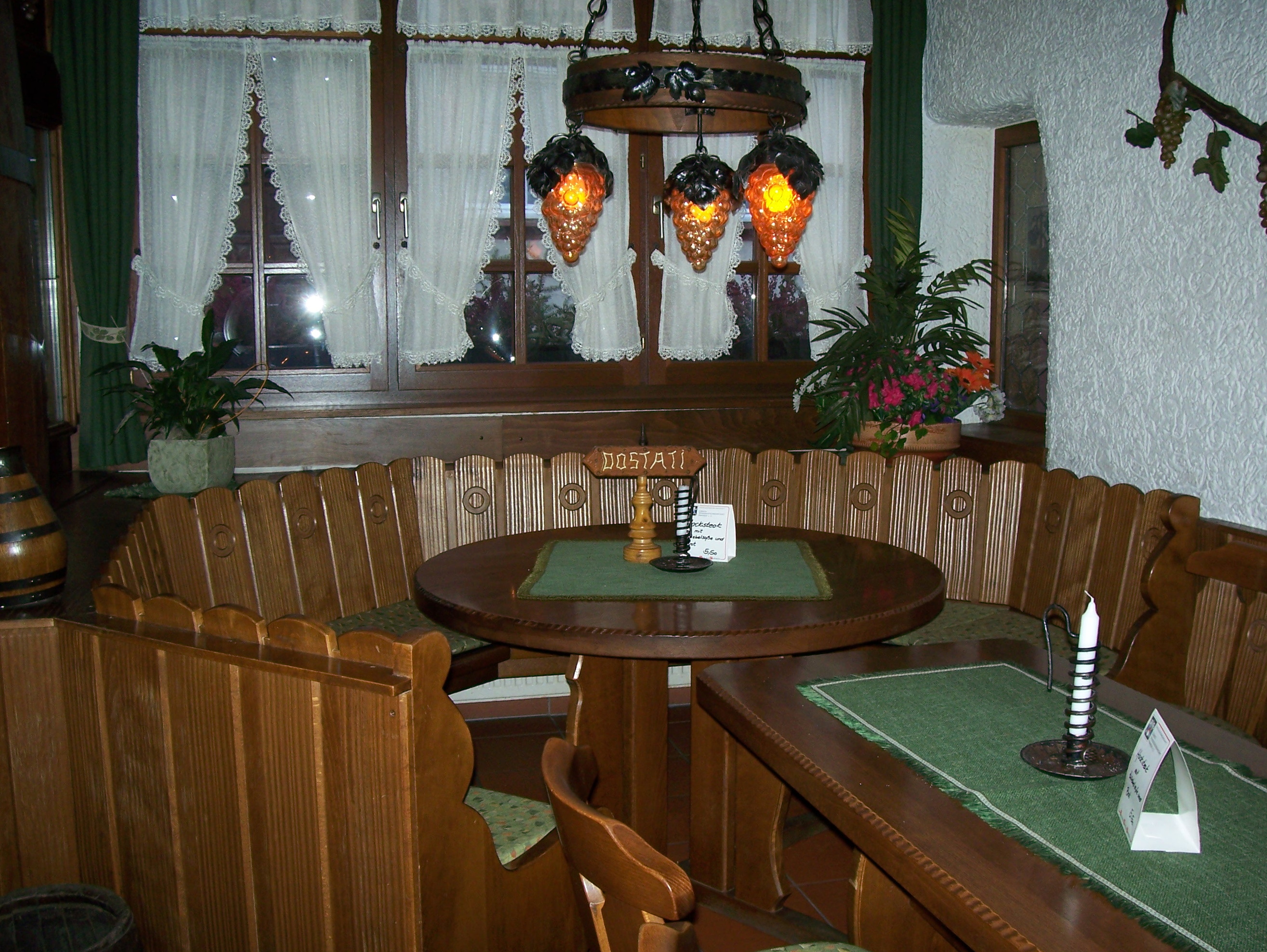 Blick in den Gastraum des "Woifässje"