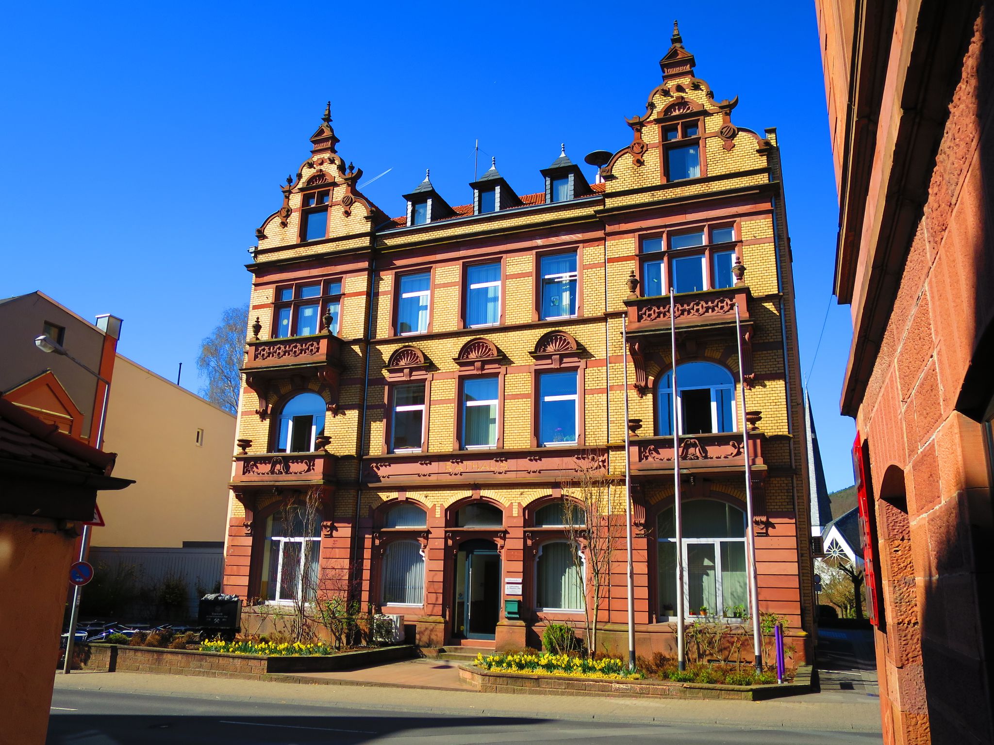 Das Hotel zum Ochsen war von 1927 bis 2015 Verwaltungssitz der Stadt Klingenberg a.Main