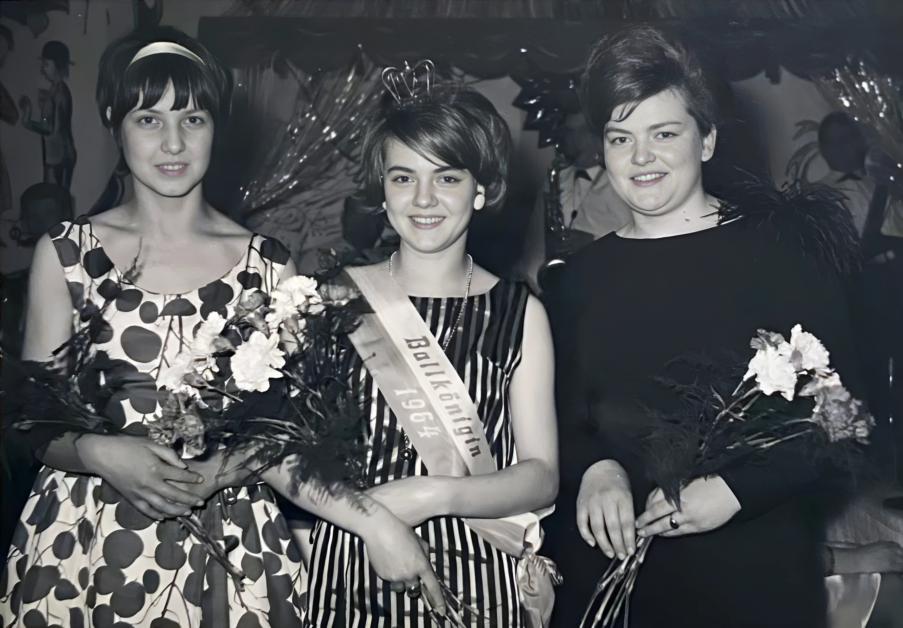 Krönungsfoto zur Ballkönigin