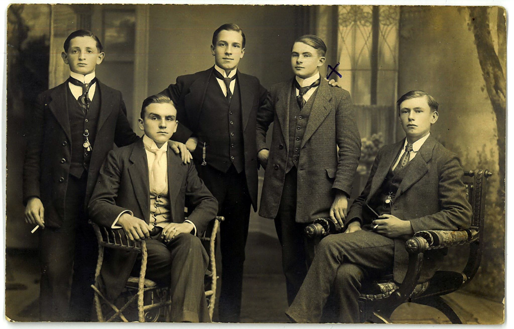 Franz Kuhn (24.11.1900 - 20.01.1982) mit X markiert