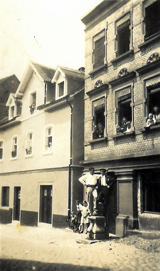 Bergwerkstraße 11 und 13