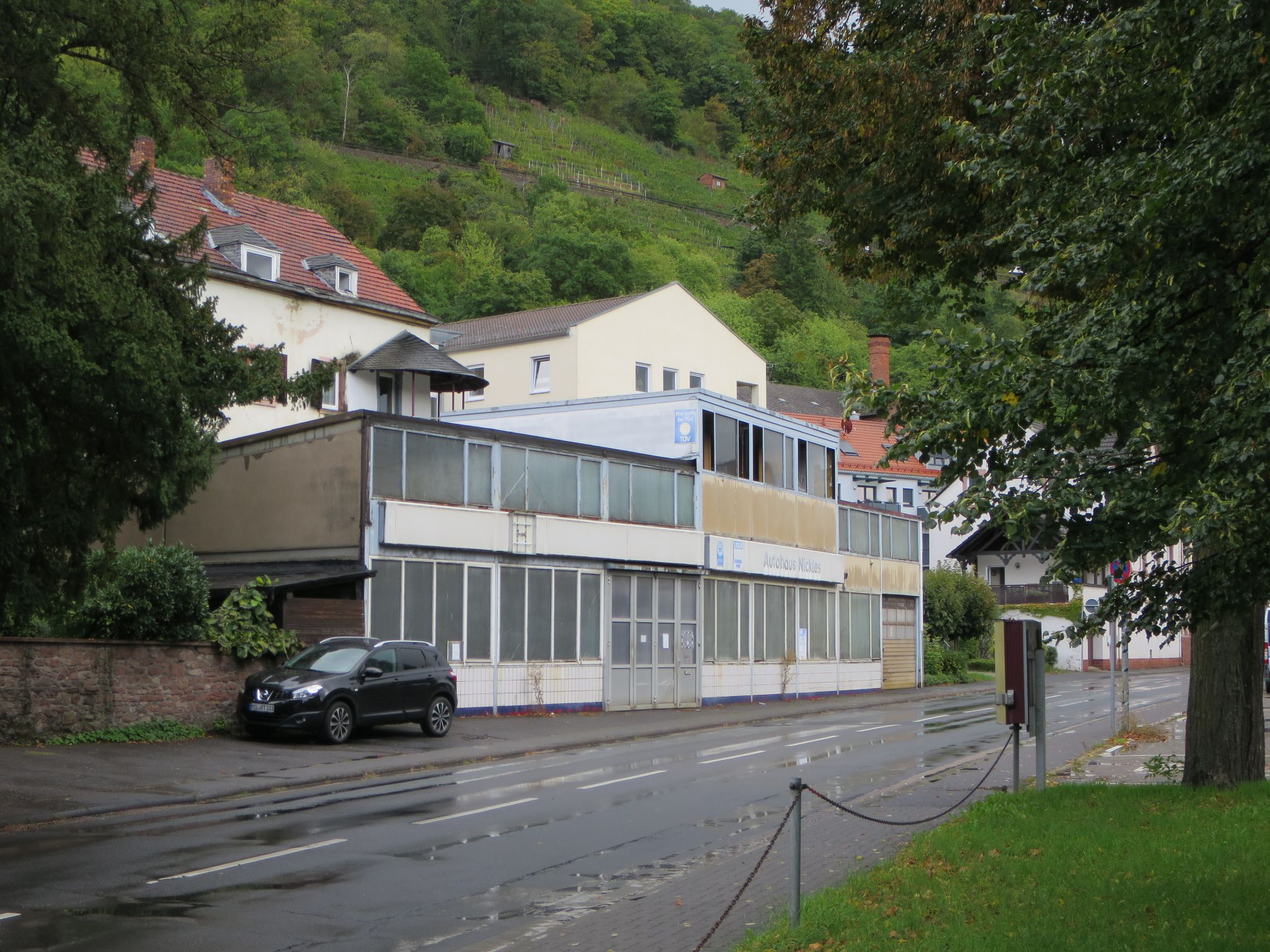 Die Autowerkstatt am 27.09.2022 nach Stilllegung