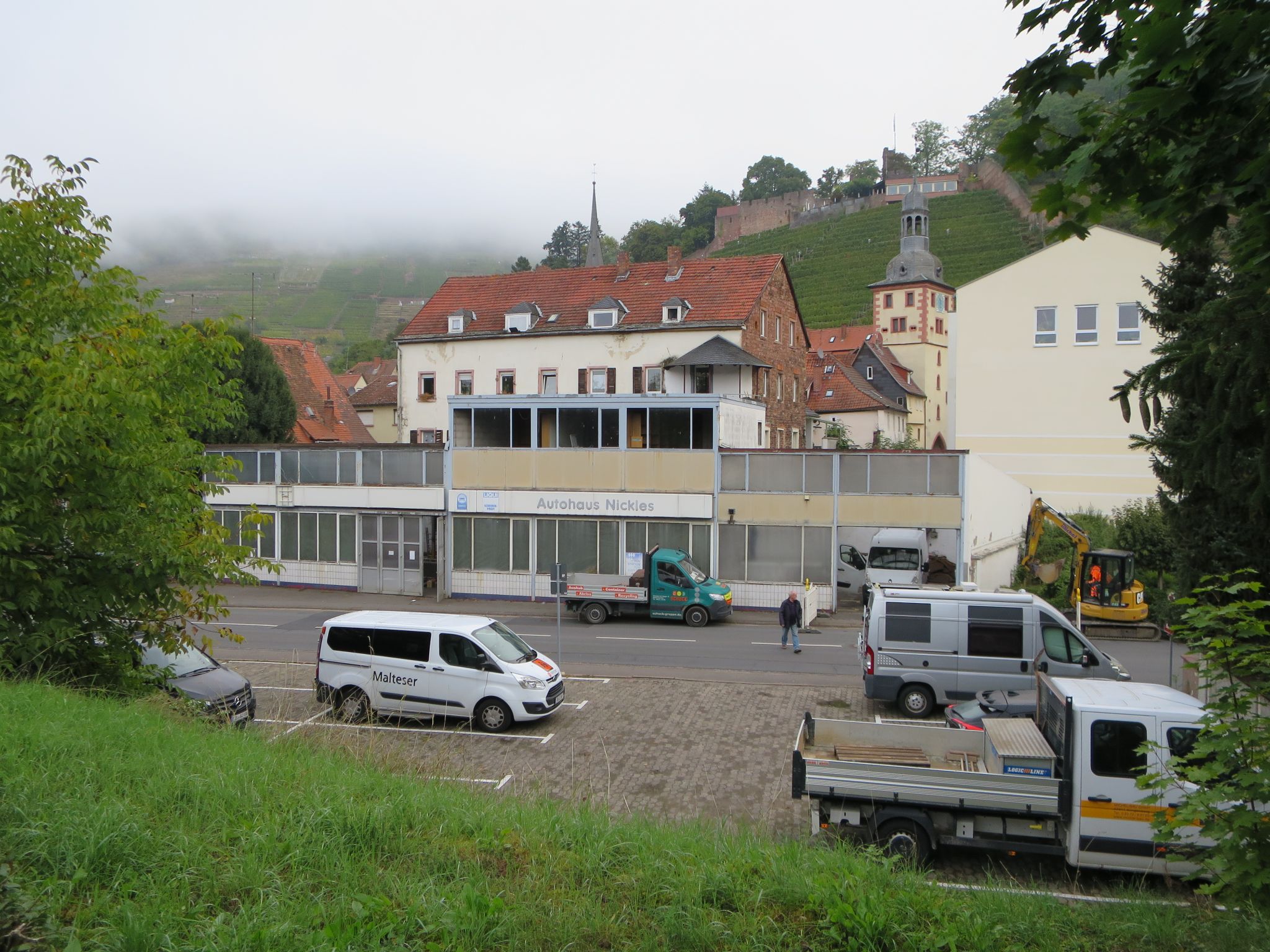 Die Abrissarbeiten haben begonnen