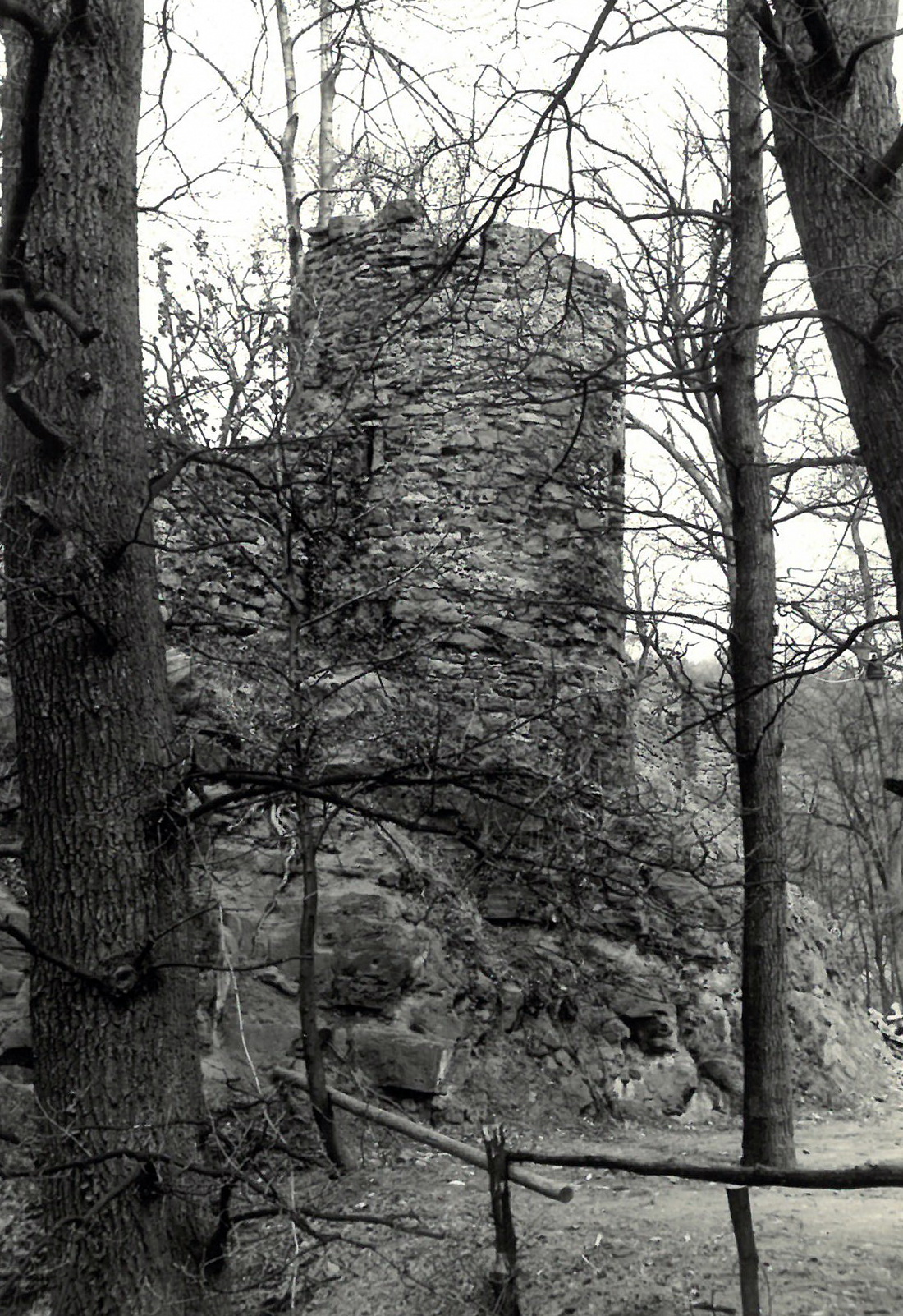 Der östliche Rundturm