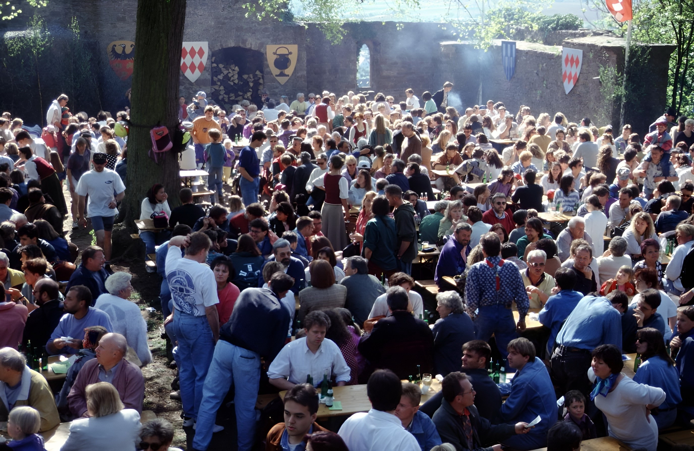 Klingenberger Weintage auf der Clingenburg 1994