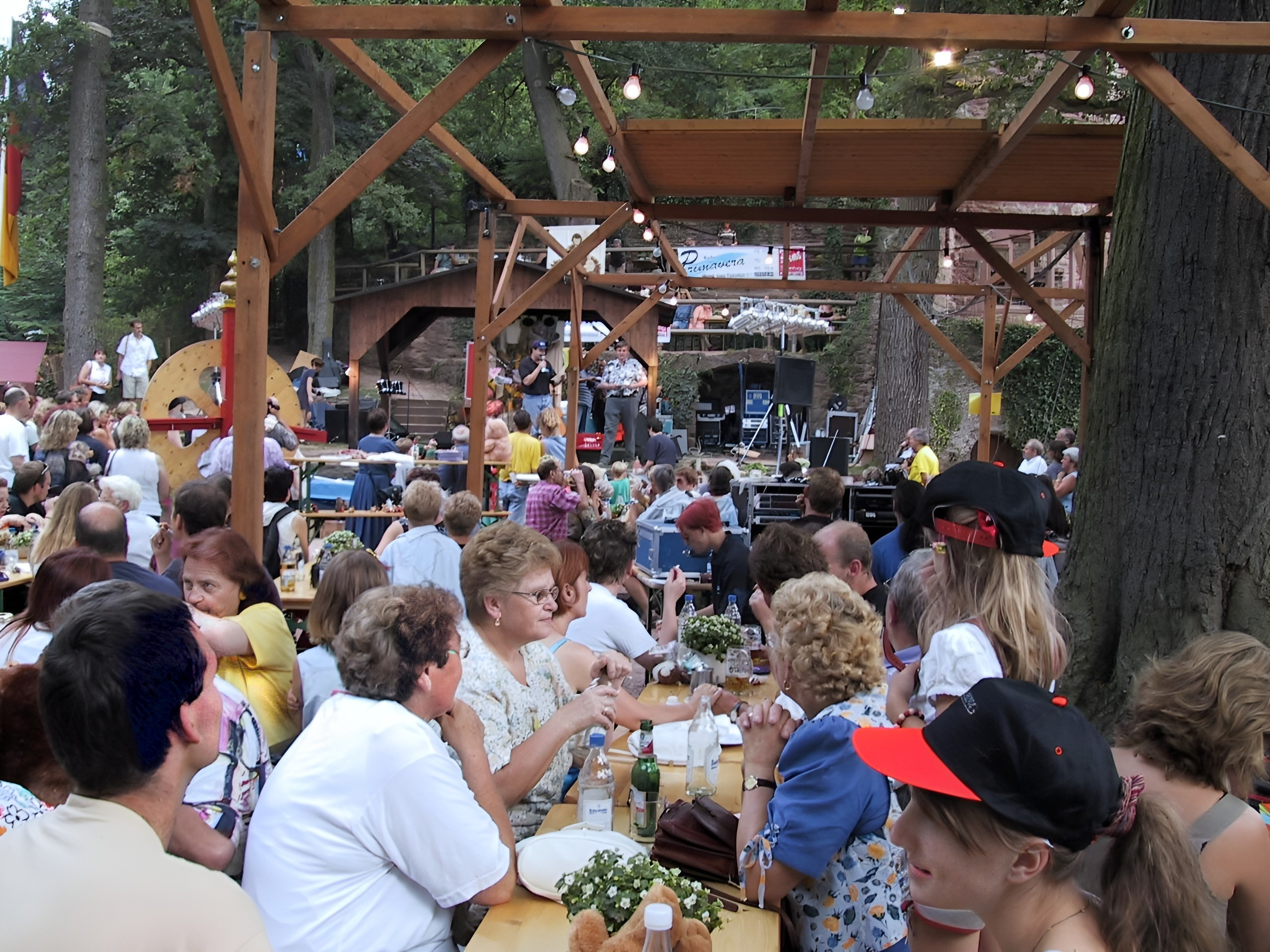 Teddy-Picknick auf der Clingenburg 2000
