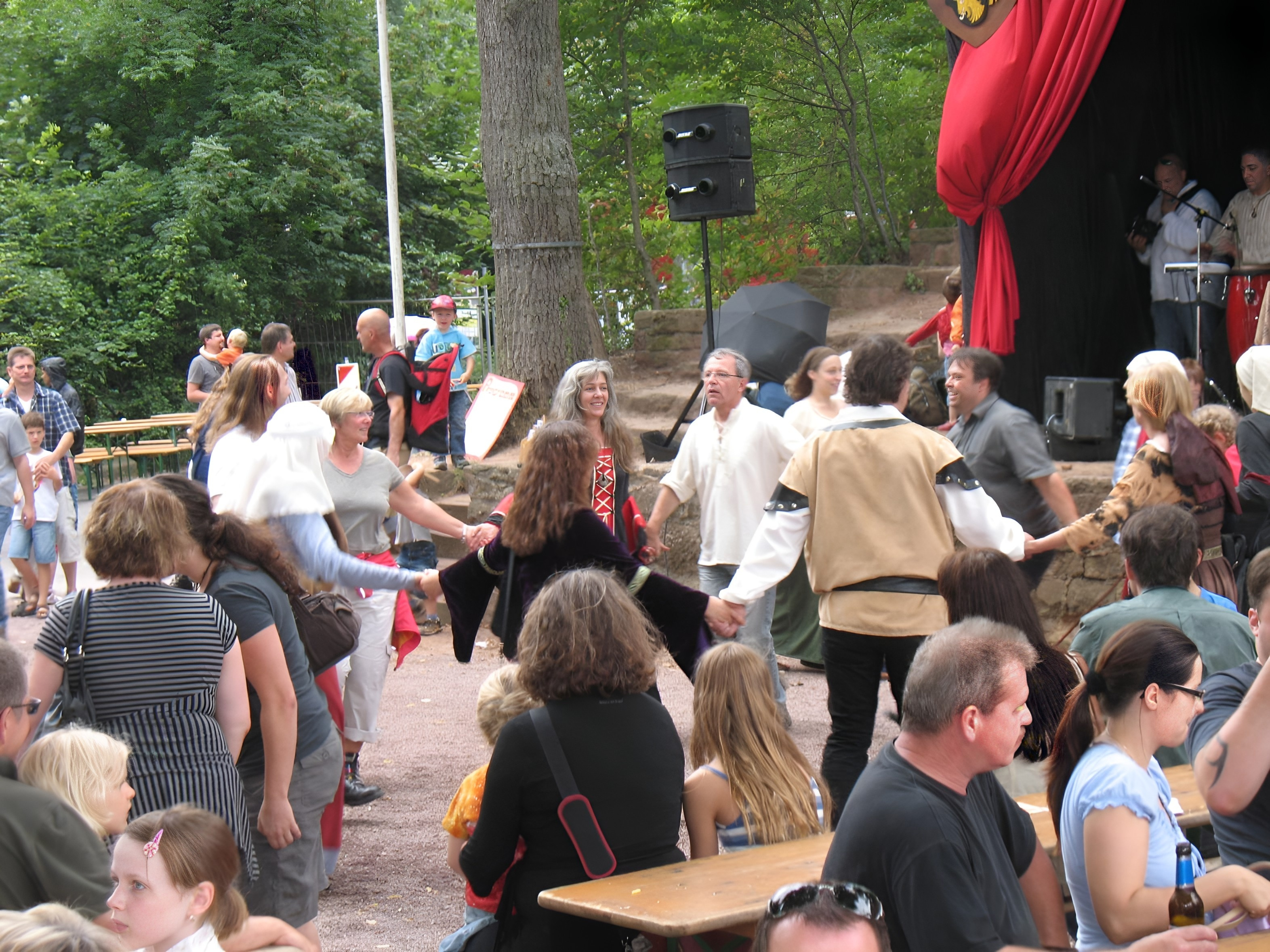 Mittelalterspektakel auf der Clingenburg 2011