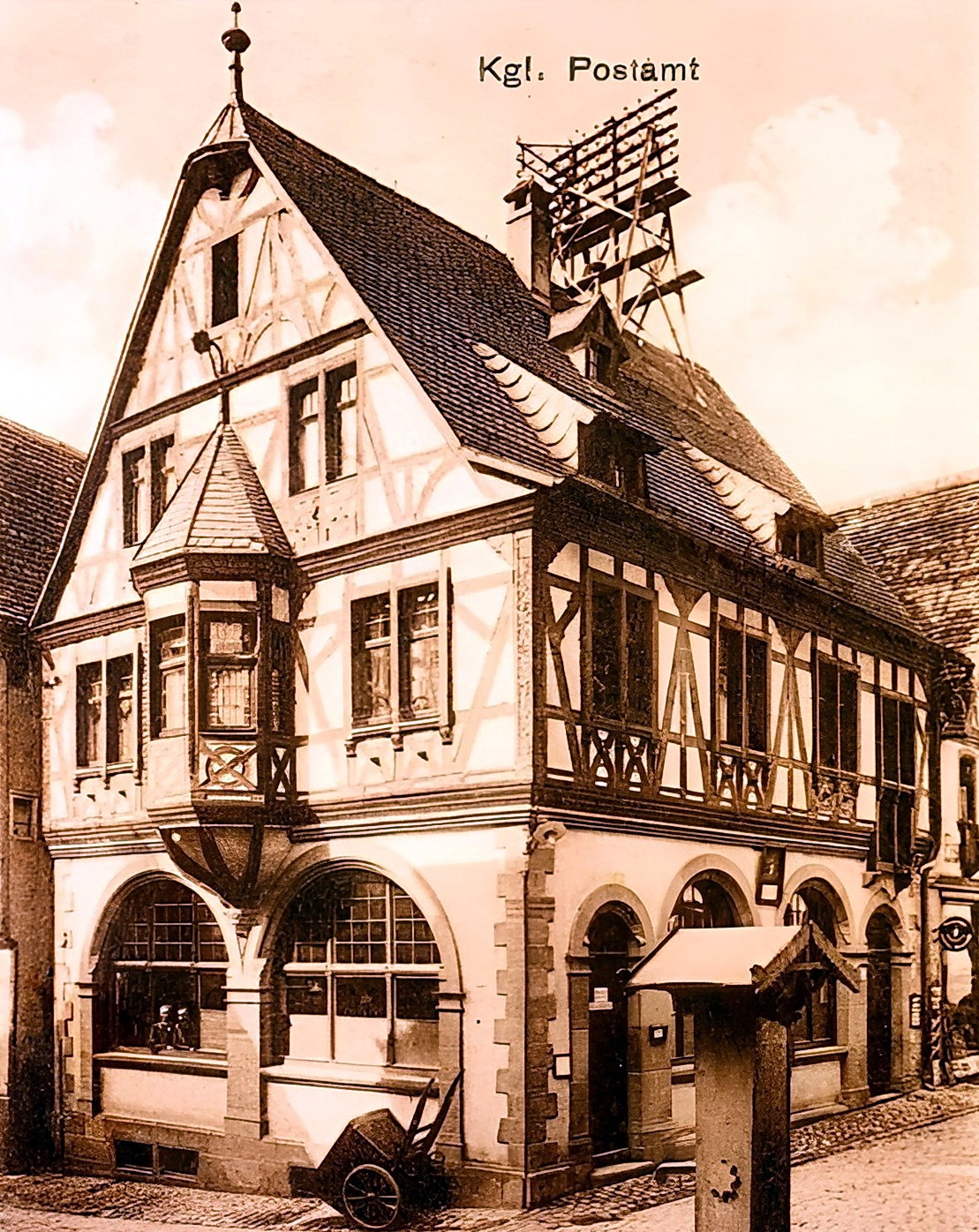 Das Postgebäude nach seiner Sanierung