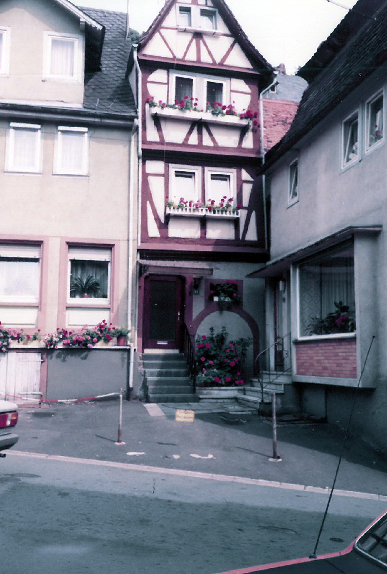 Die Hauptstraße 11 (schmales Fachwerkhaus)