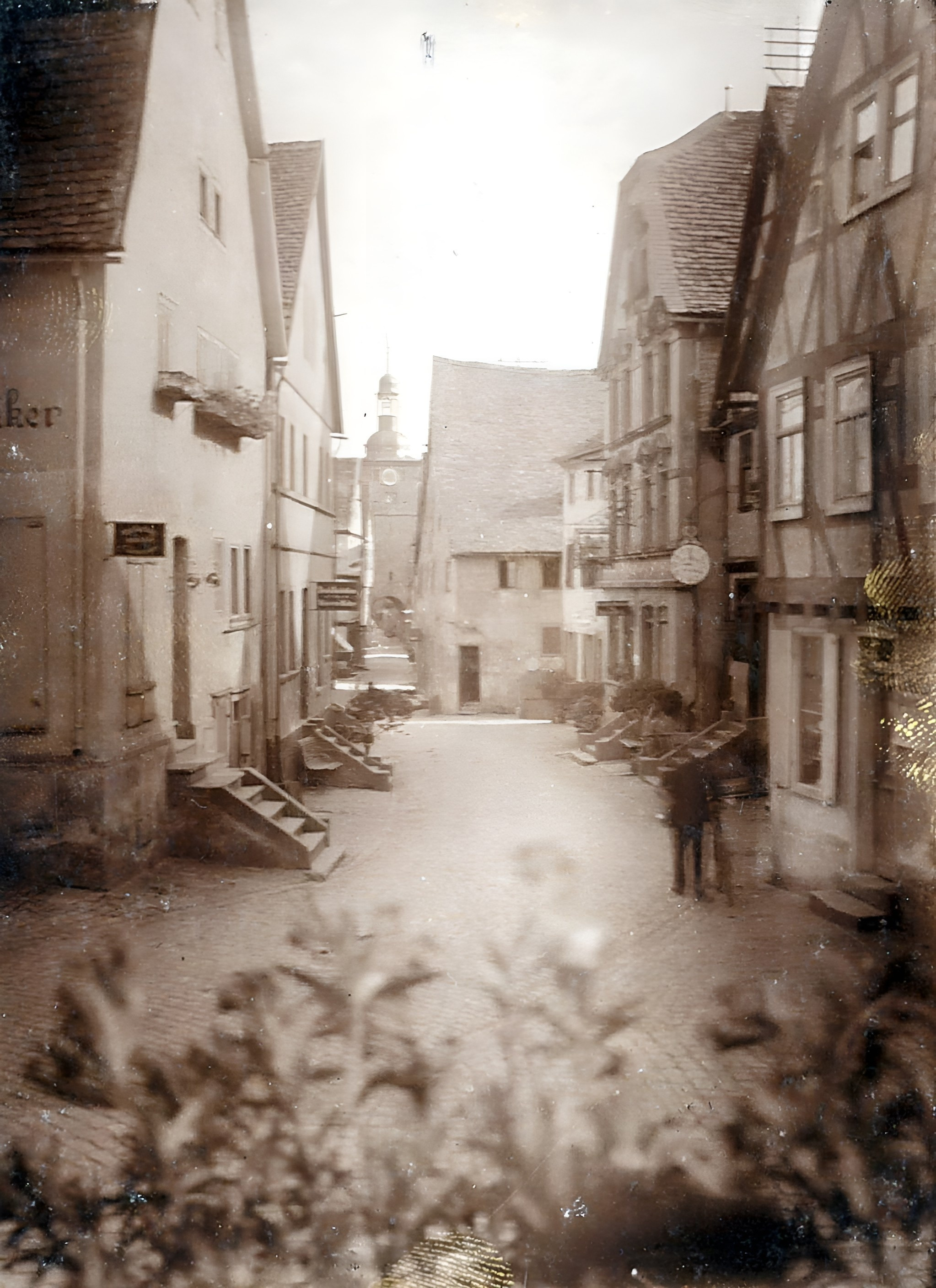 Blick in die Hauptstraße in Richtung Brunntorturm