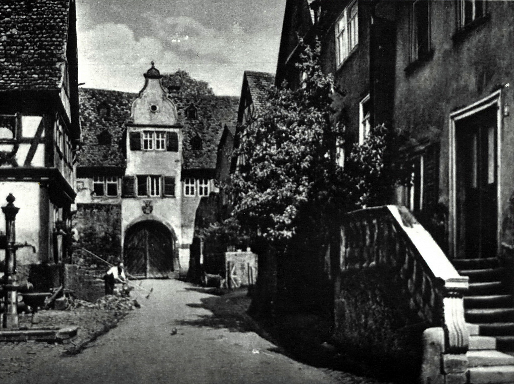 Blick in die Hofstraße um 1930