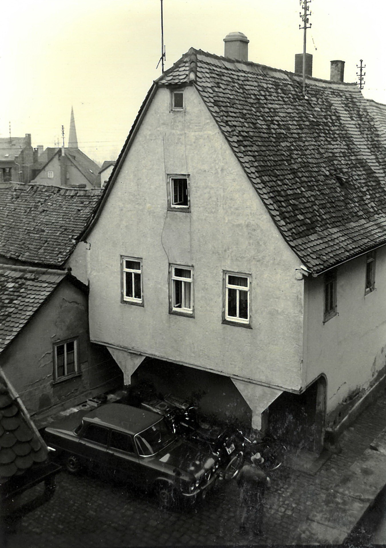 Die Kirchenstraße 4