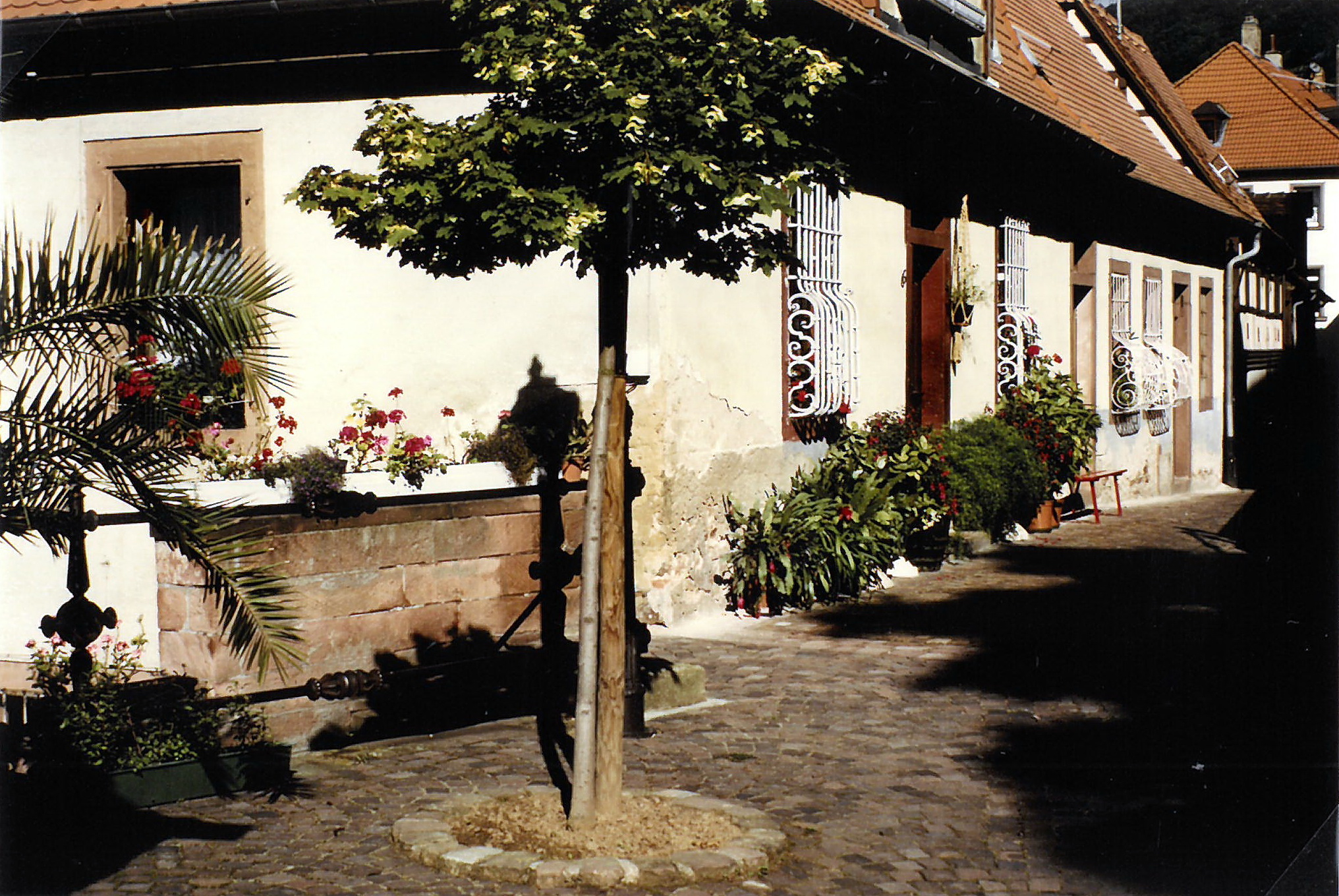 Die Kirchenstraße hinter dem Rentamt