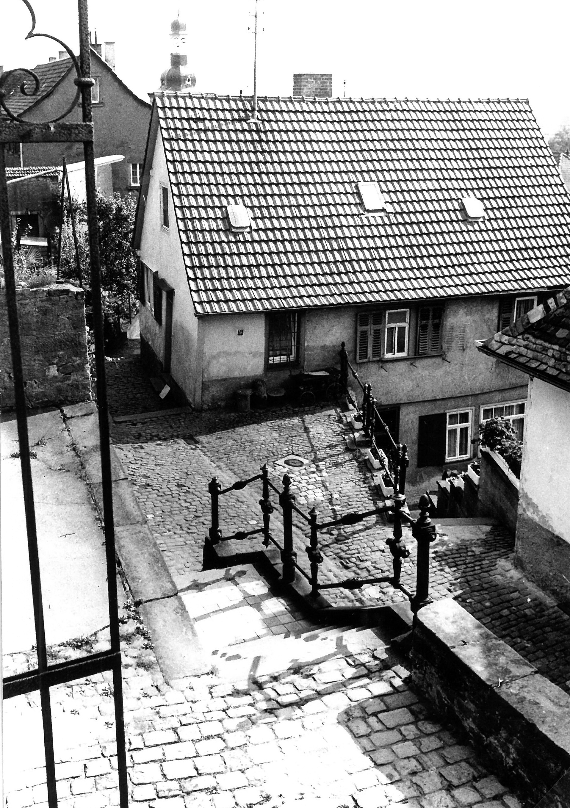 Die Kirchenstraße 8