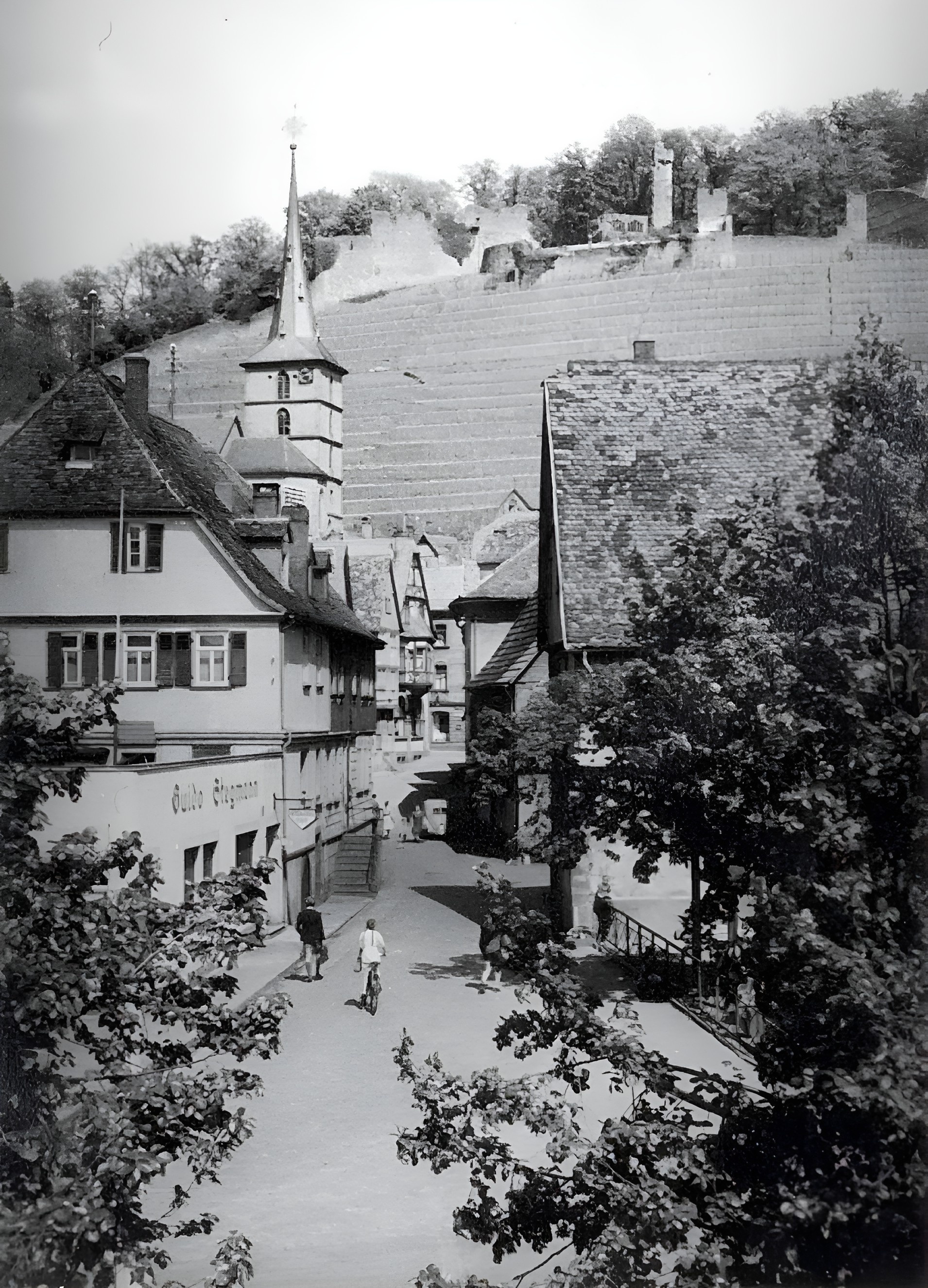 Blick in die Lindenstraße um 1950