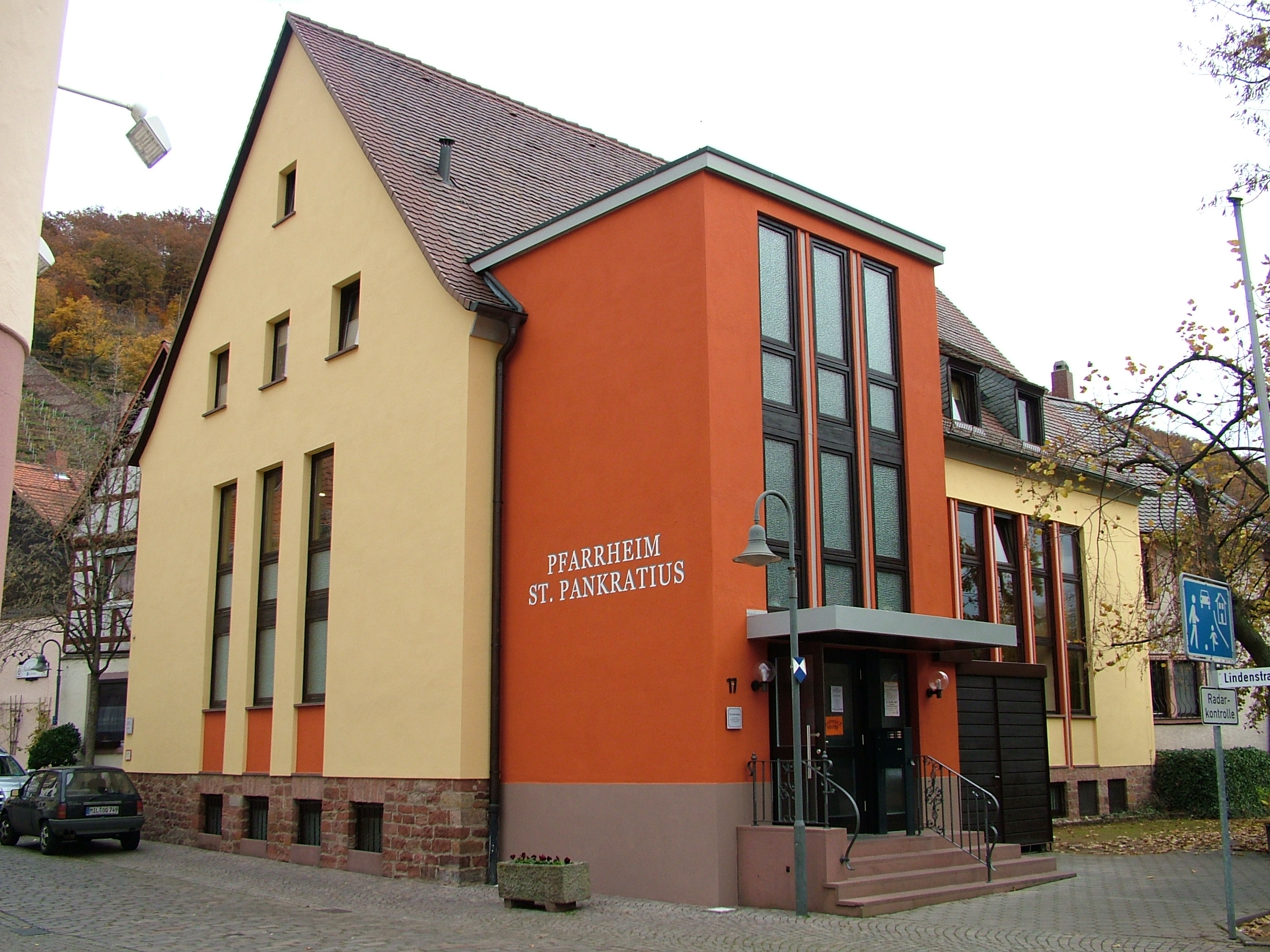 Das neu eröffnete Kath. Pfarrheim Klingenberg nach der Sanierung