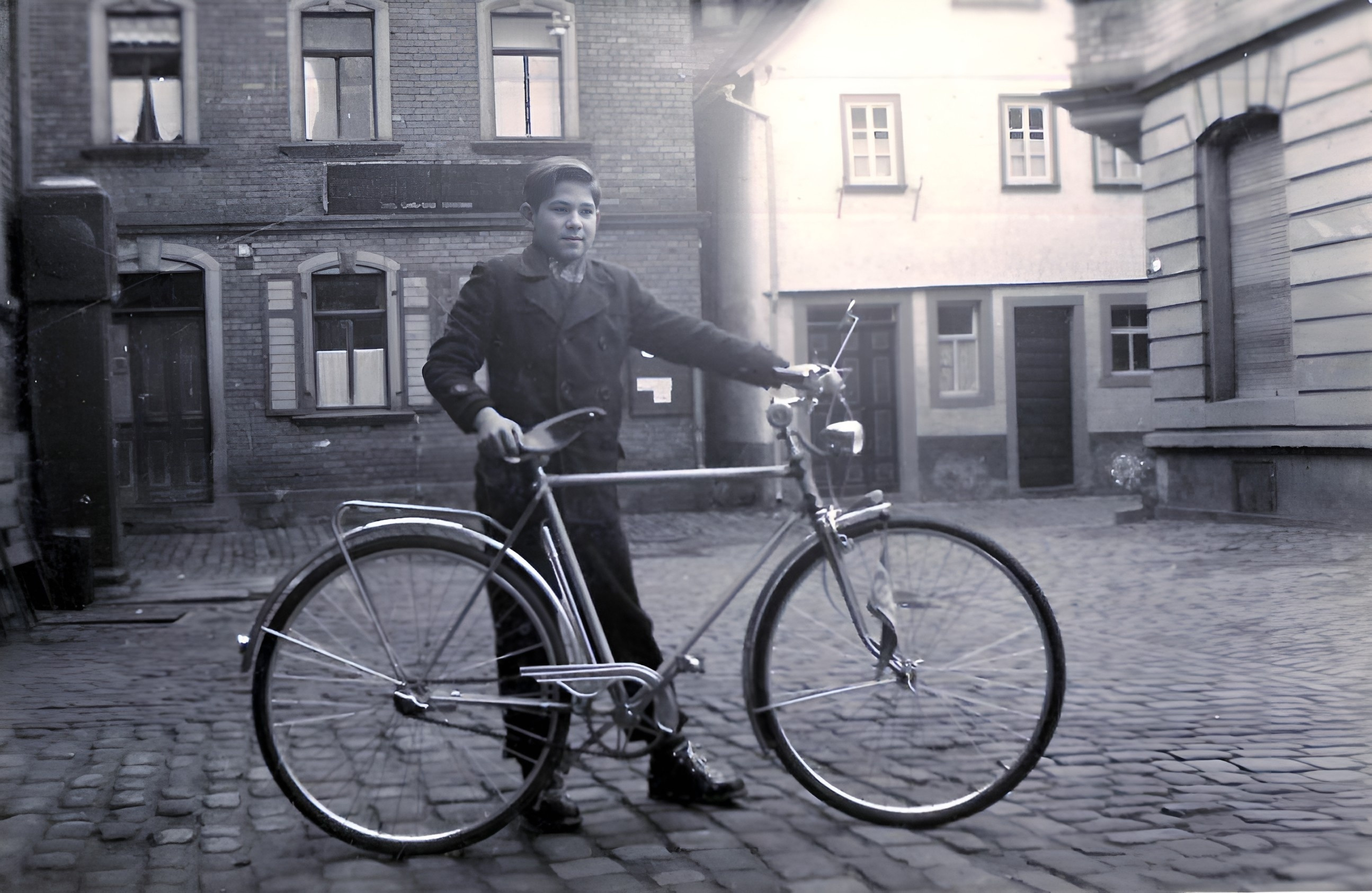 Werner Mallad in der Mainstraße im Jahr 1951