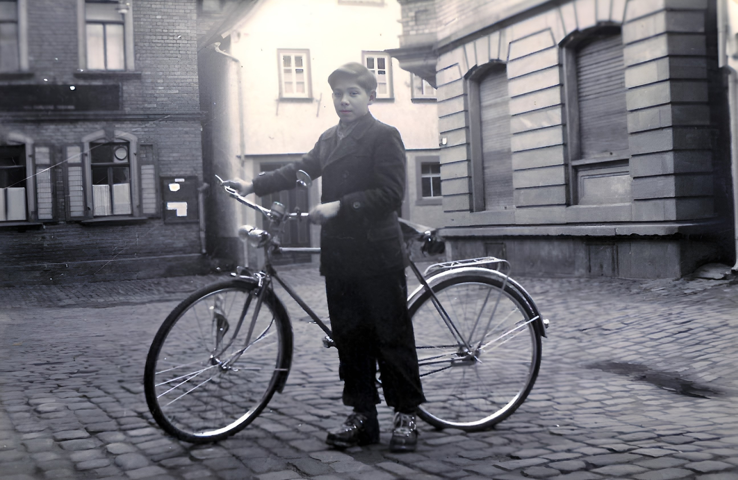 Werner Mallad in der Mainstraße im Jahr 1951