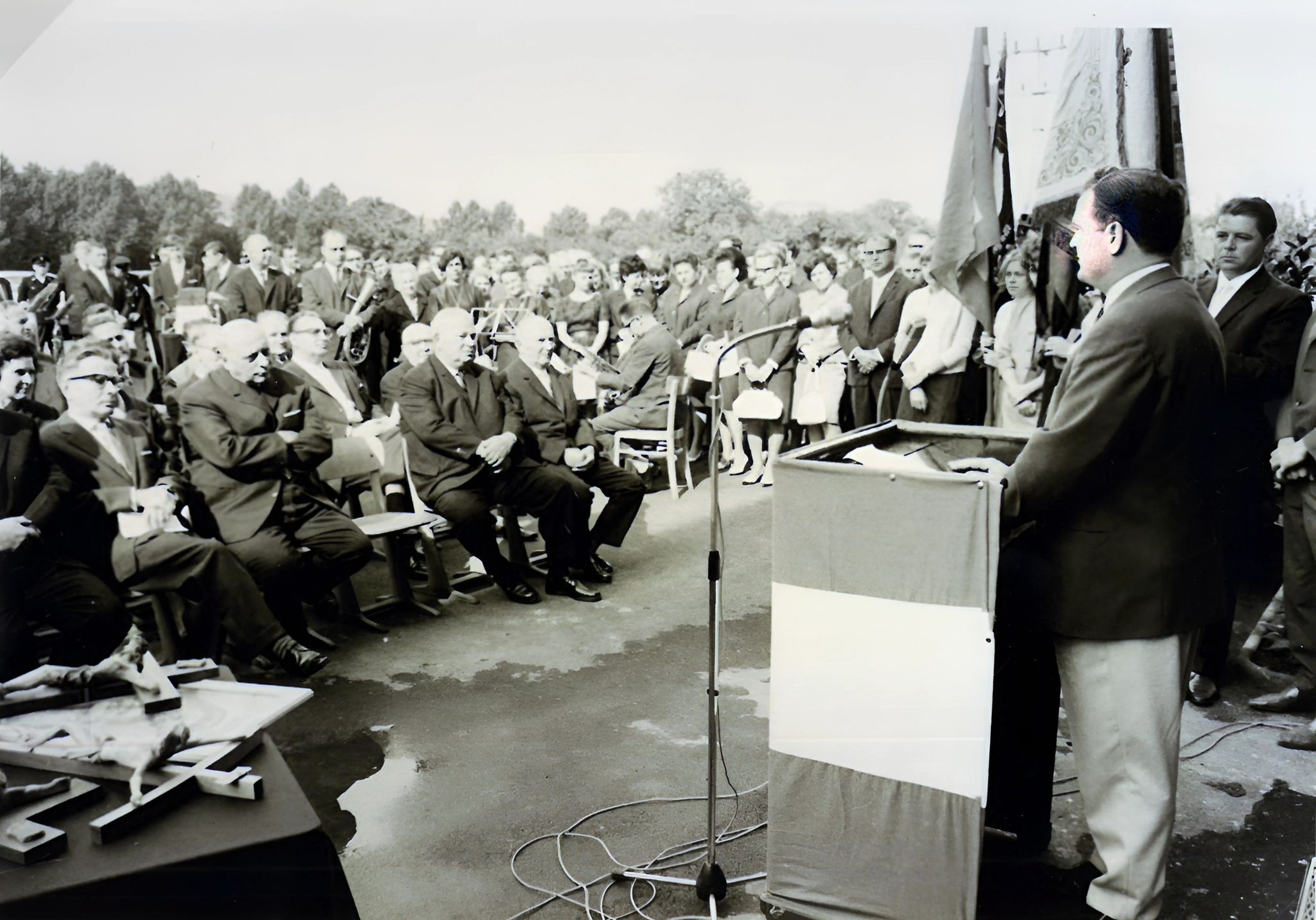 Einweihung des Erweiterungsbaus der Volksschule 1966