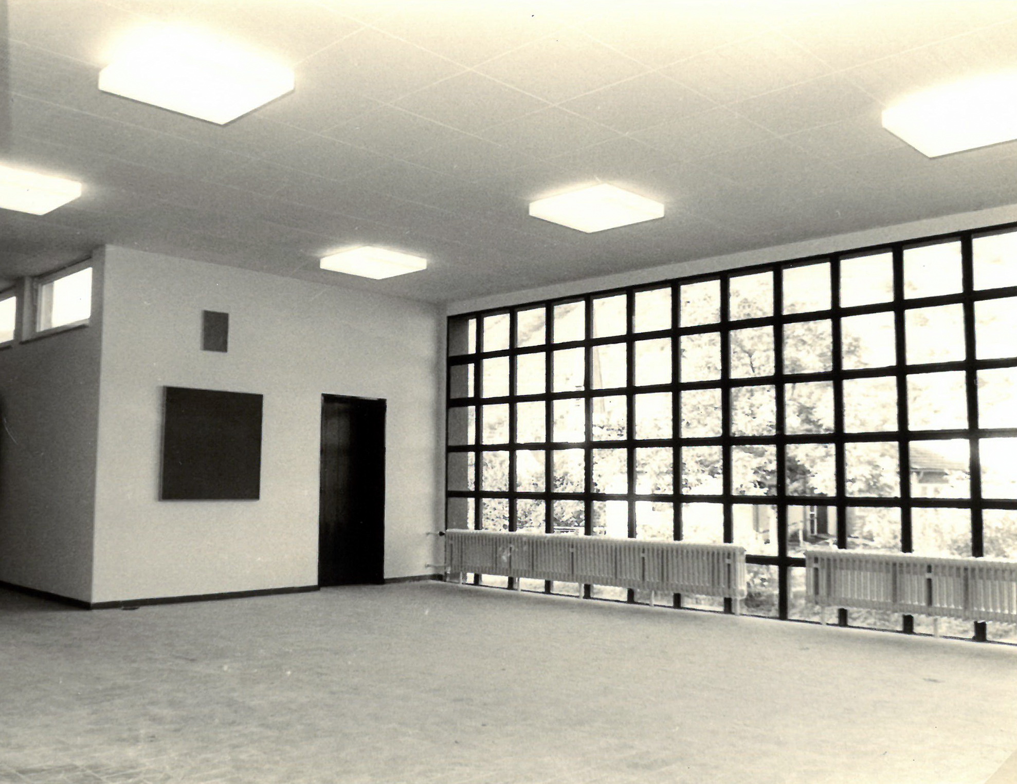 Blick ins Foyer im 1. OG der neuen Schule.