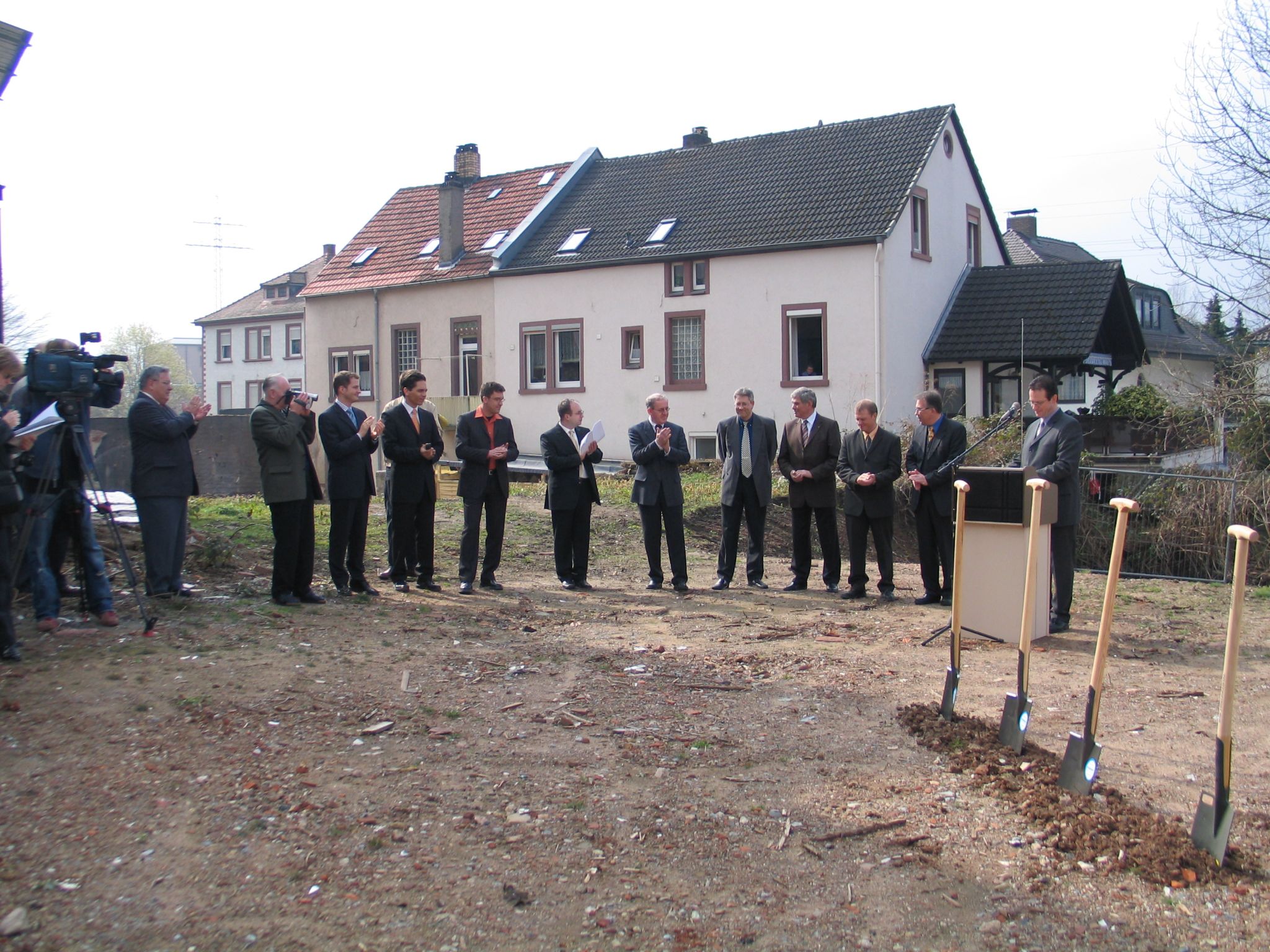 Offizieller Spatenstich