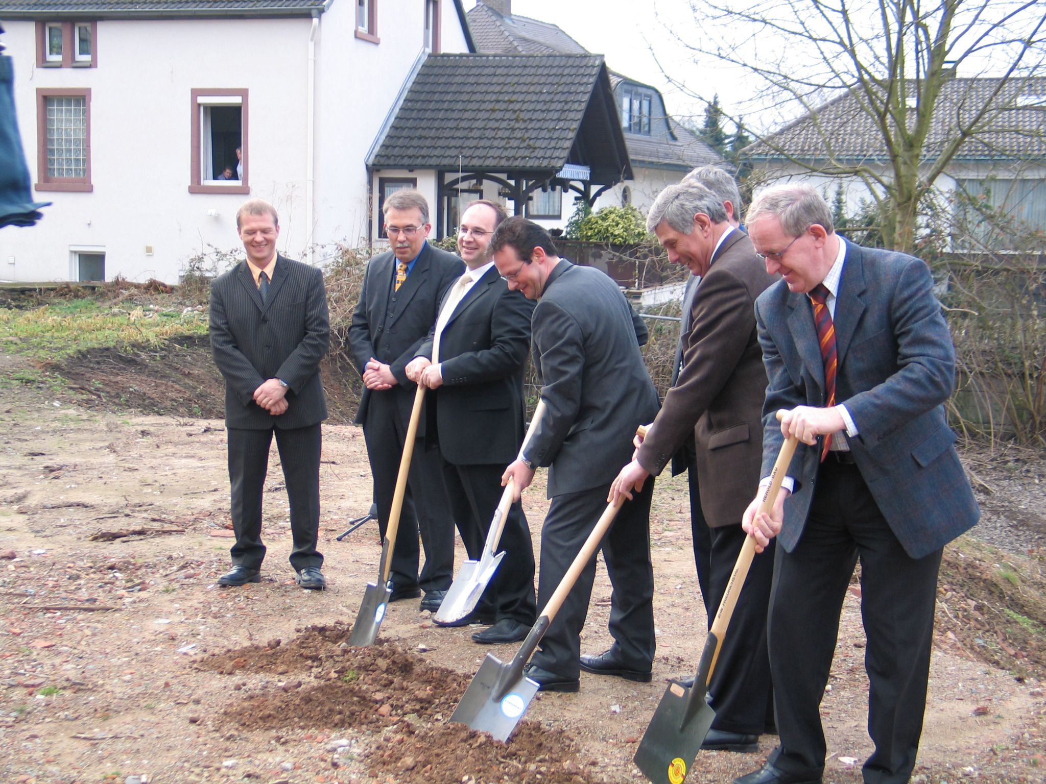 Offizieller Spatenstich