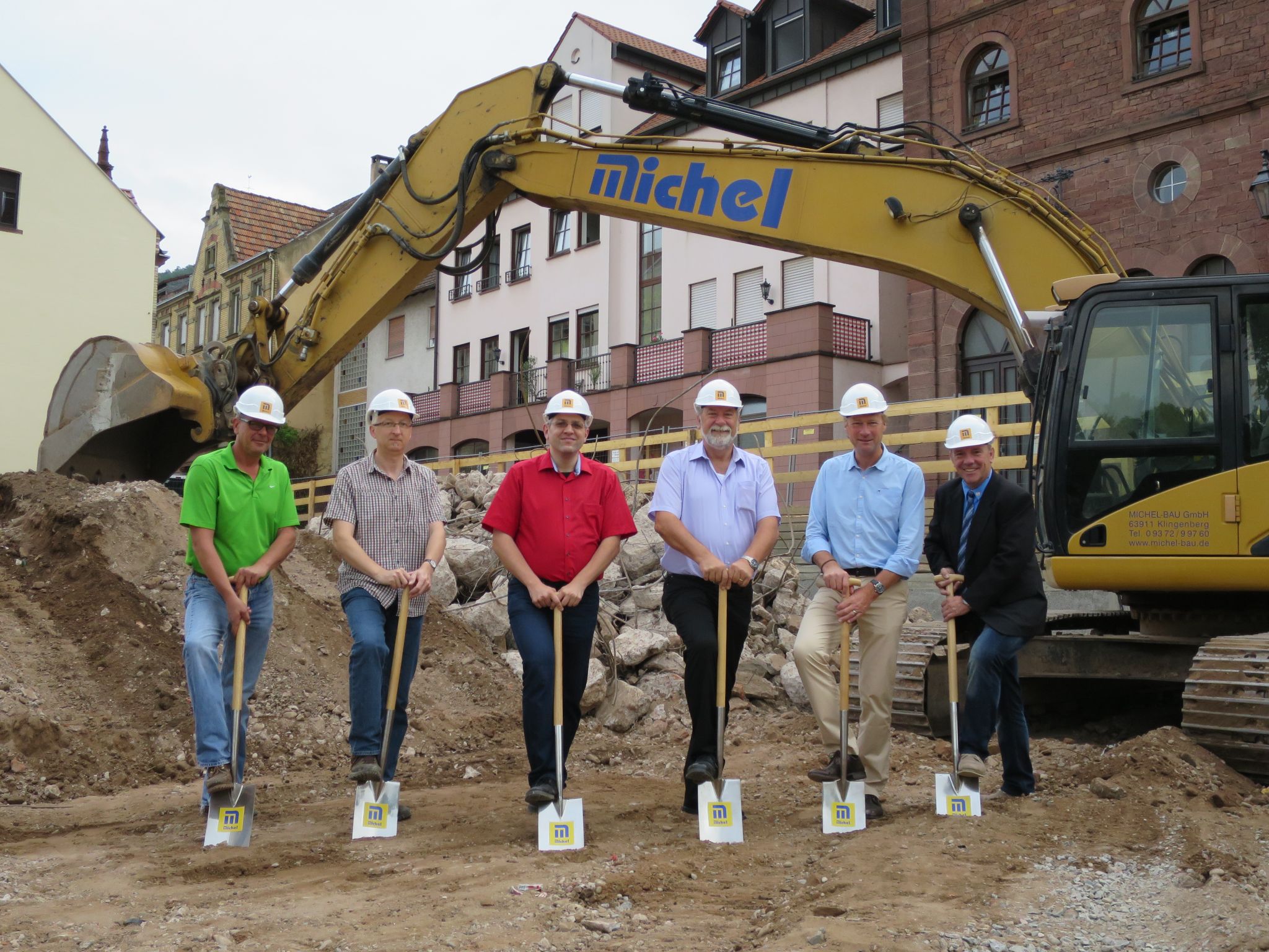 Offizieller Spatenstich