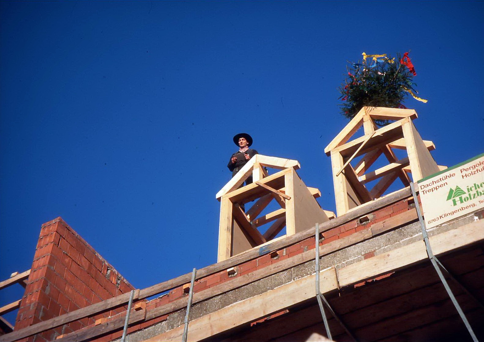 Richtfest am 9. Februar 1995