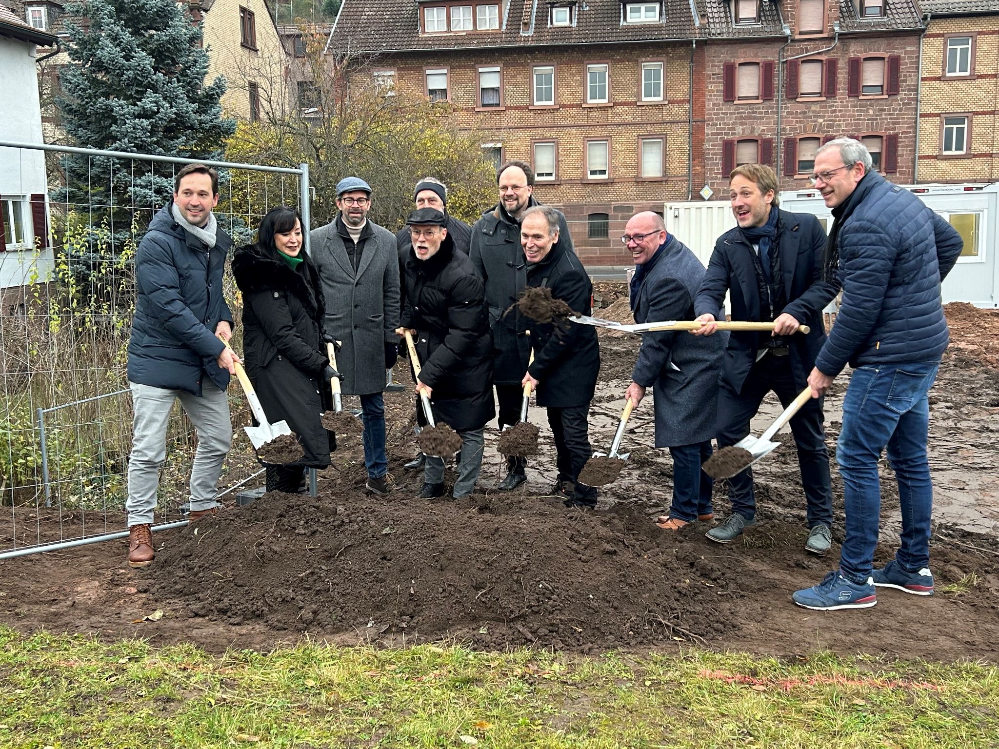 Spatenstich zum Bau der Wohnanlage "ehem. Burkarder Hof" im Dezember 2023