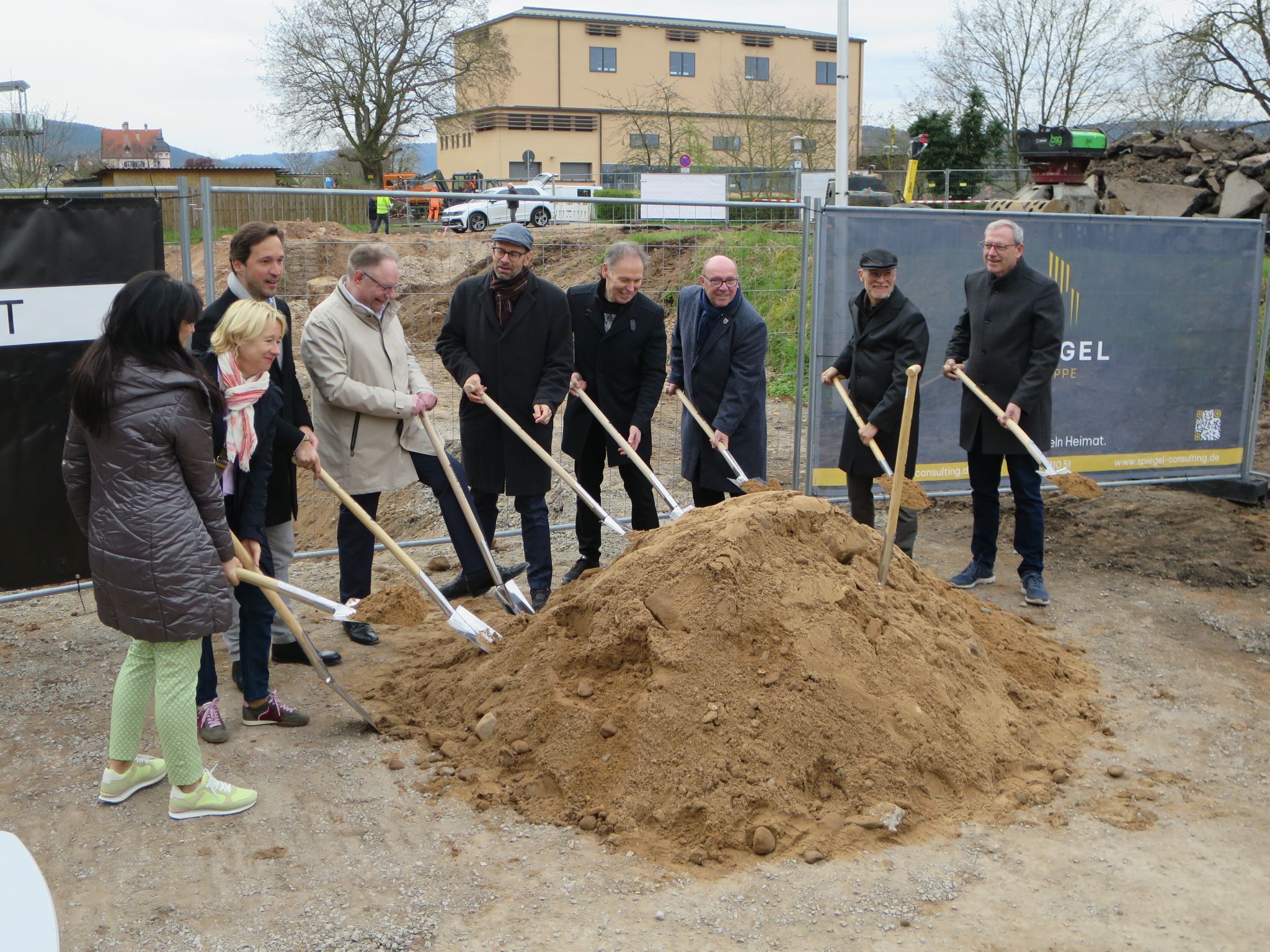 Spatenstich zur Bebauung des Rathausumfeldes am 26.03.2024