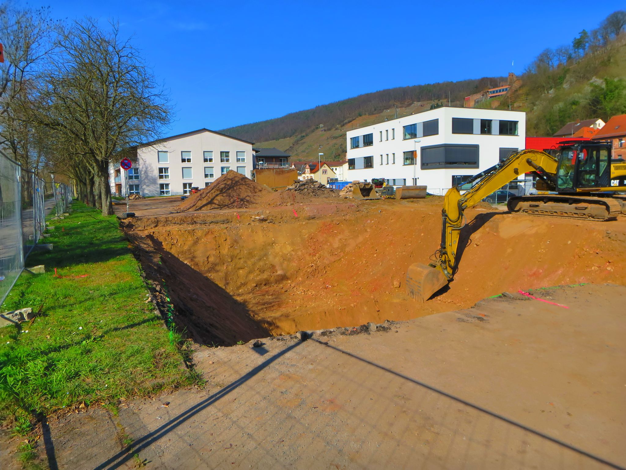 Beginn der Tiefbauarbeiten