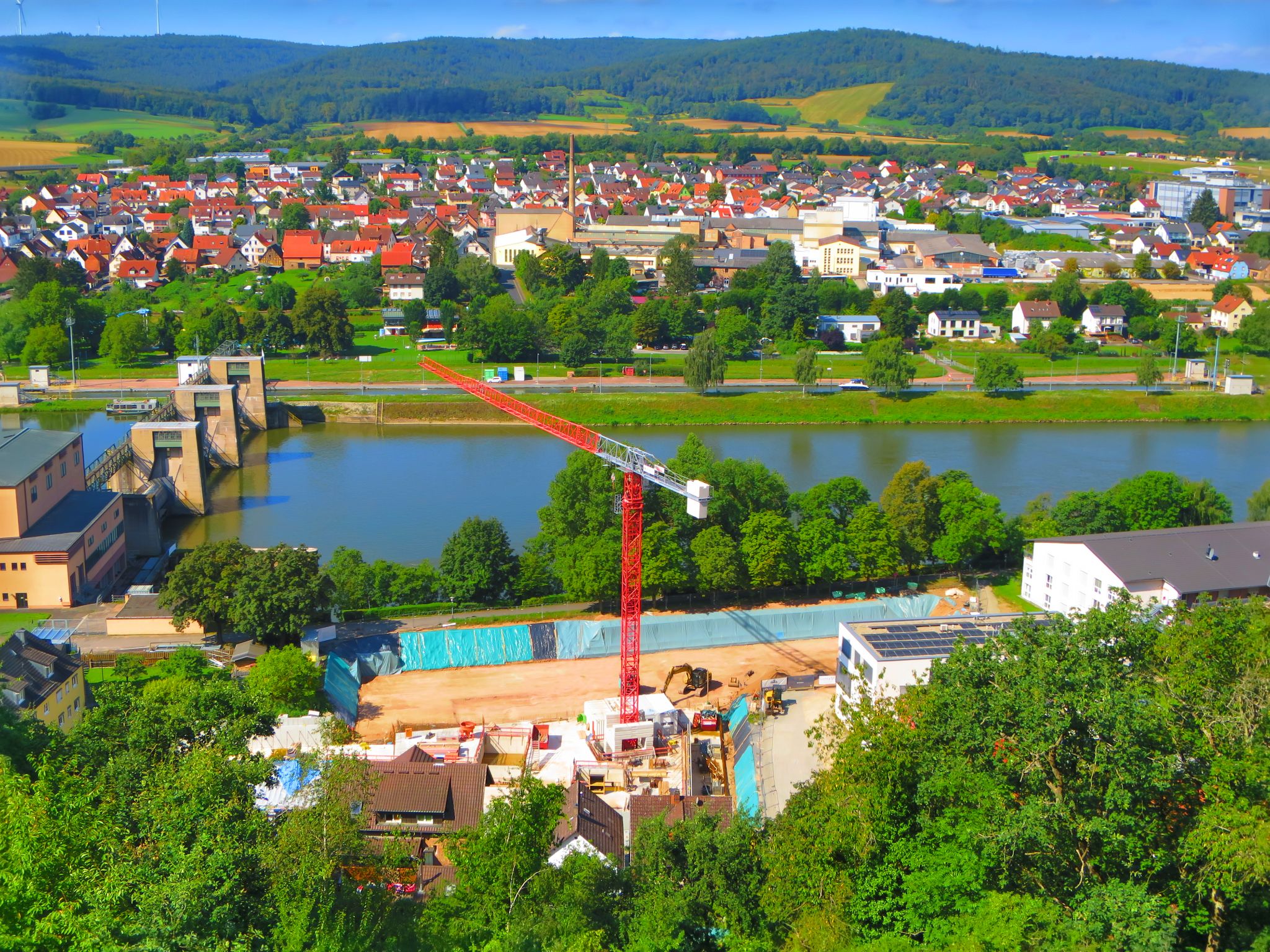 Blick vom Schlossberg auf die Baustelle
