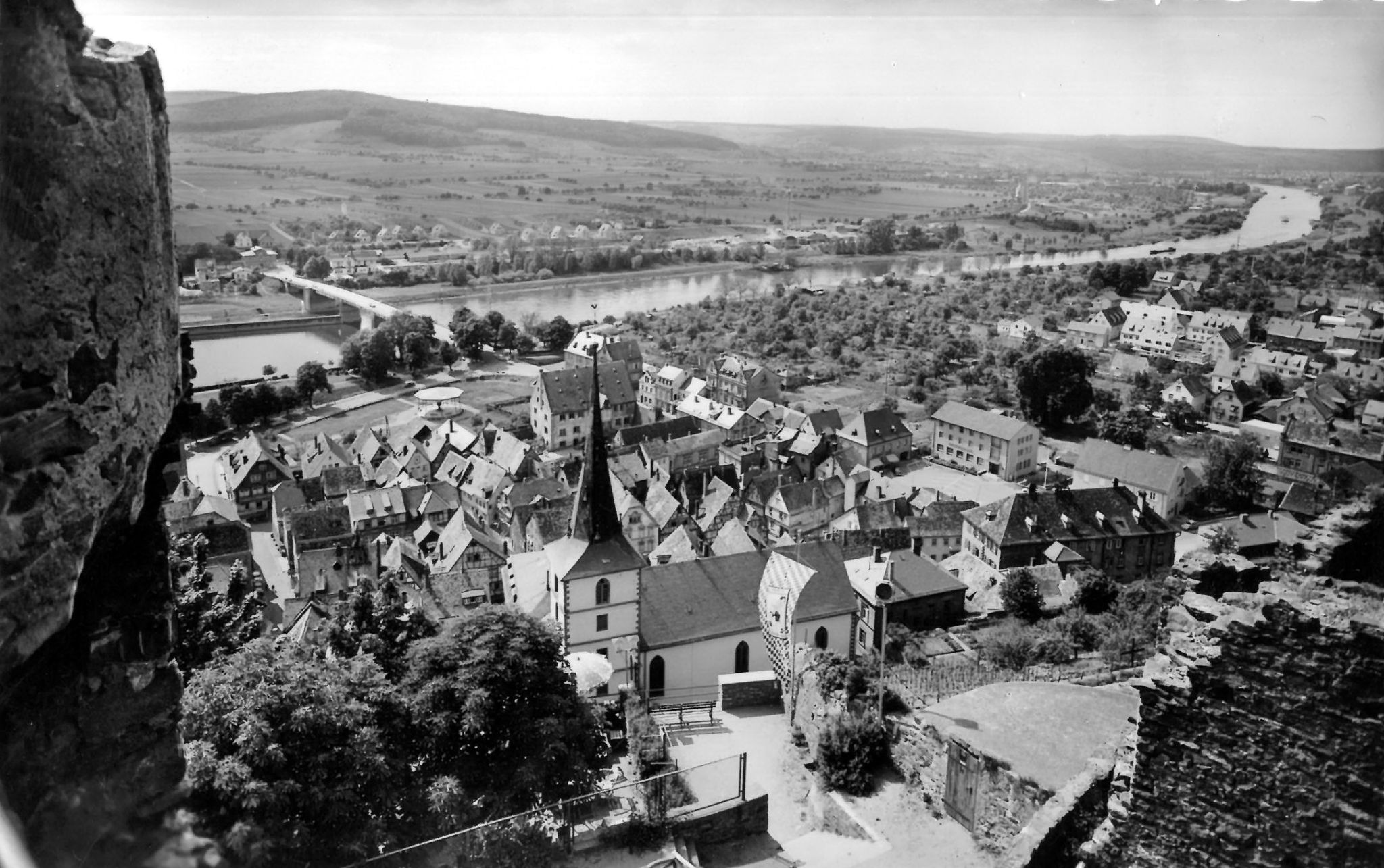 Blick von der Clingenburg auf die Stadt 1959