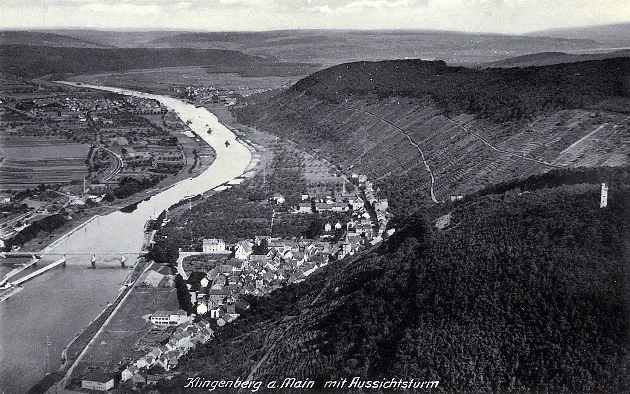 Luftbild mit Aussichtsturm aus südöstlicher Richtung um 1933