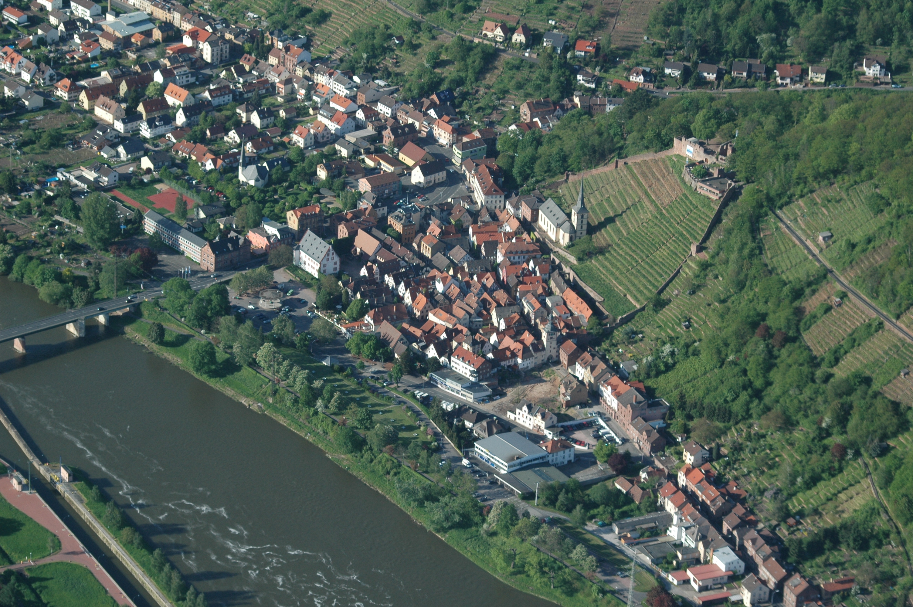 Luftaufnahme Klingenberg 2005