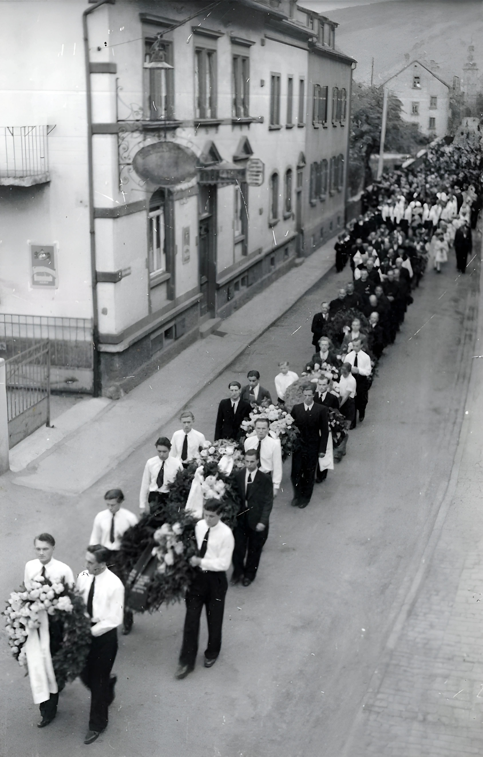 Trauerzug für Pfarrer Georg Stumpf im Mai 1949
