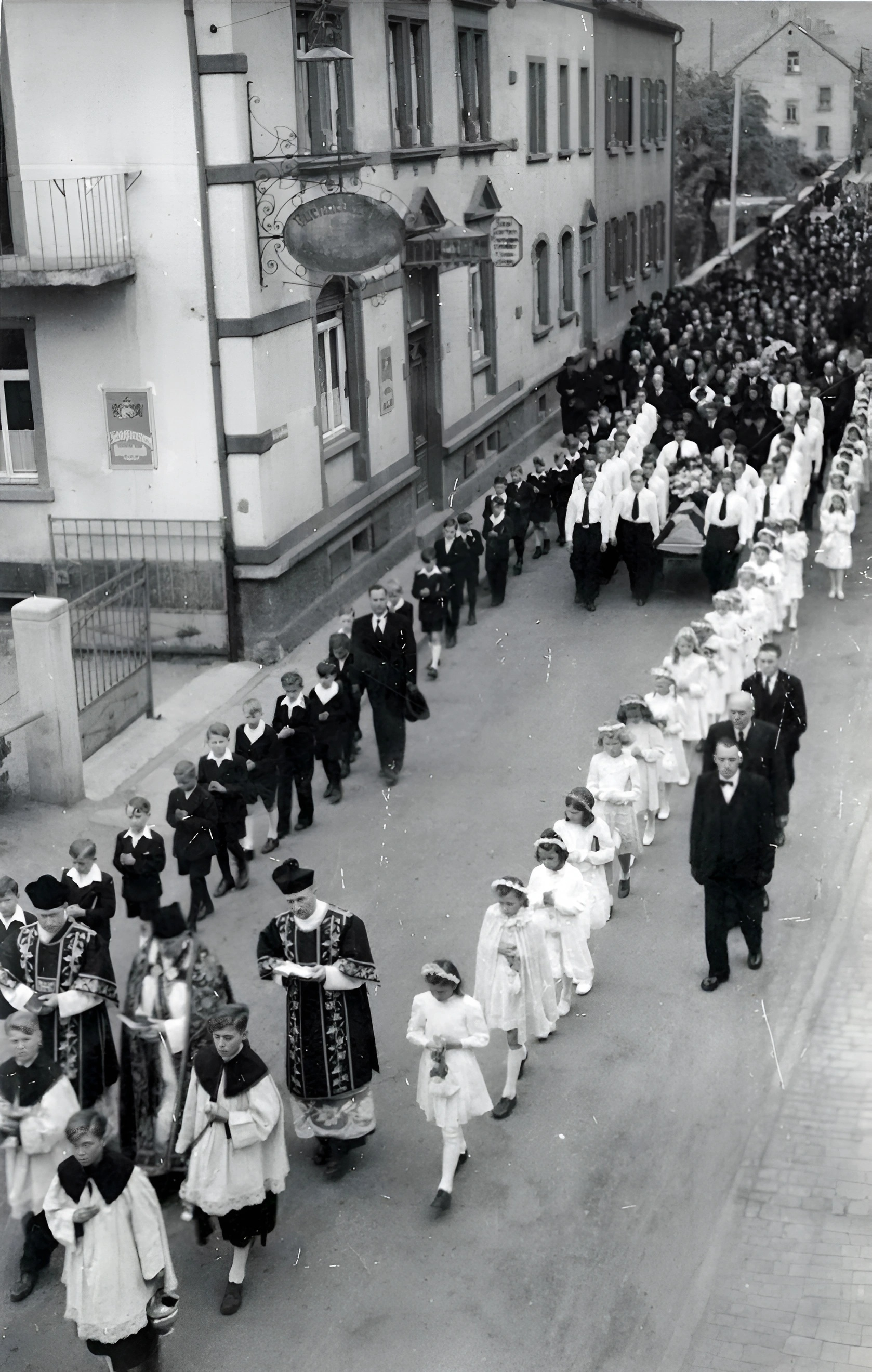Trauerzug für Pfarrer Georg Stumpf im Mai 1949