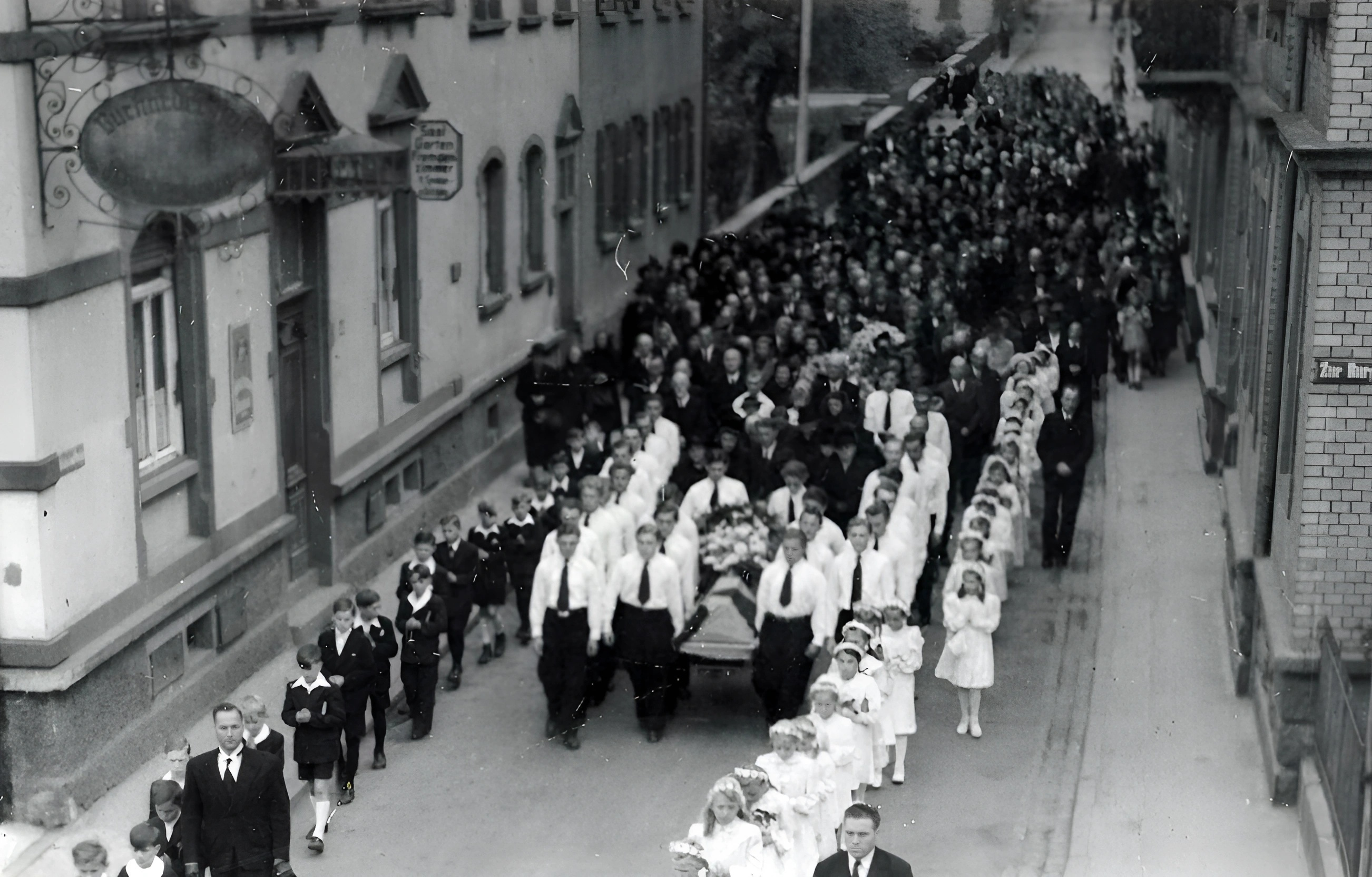 Trauerzug für Pfarrer Georg Stumpf im Mai 1949